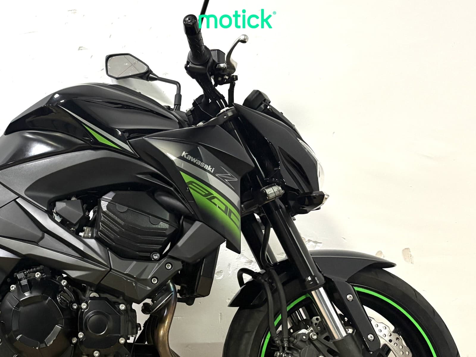 KAWASAKI Z 800 (E)(A2)(Escape SC Project no homologado)