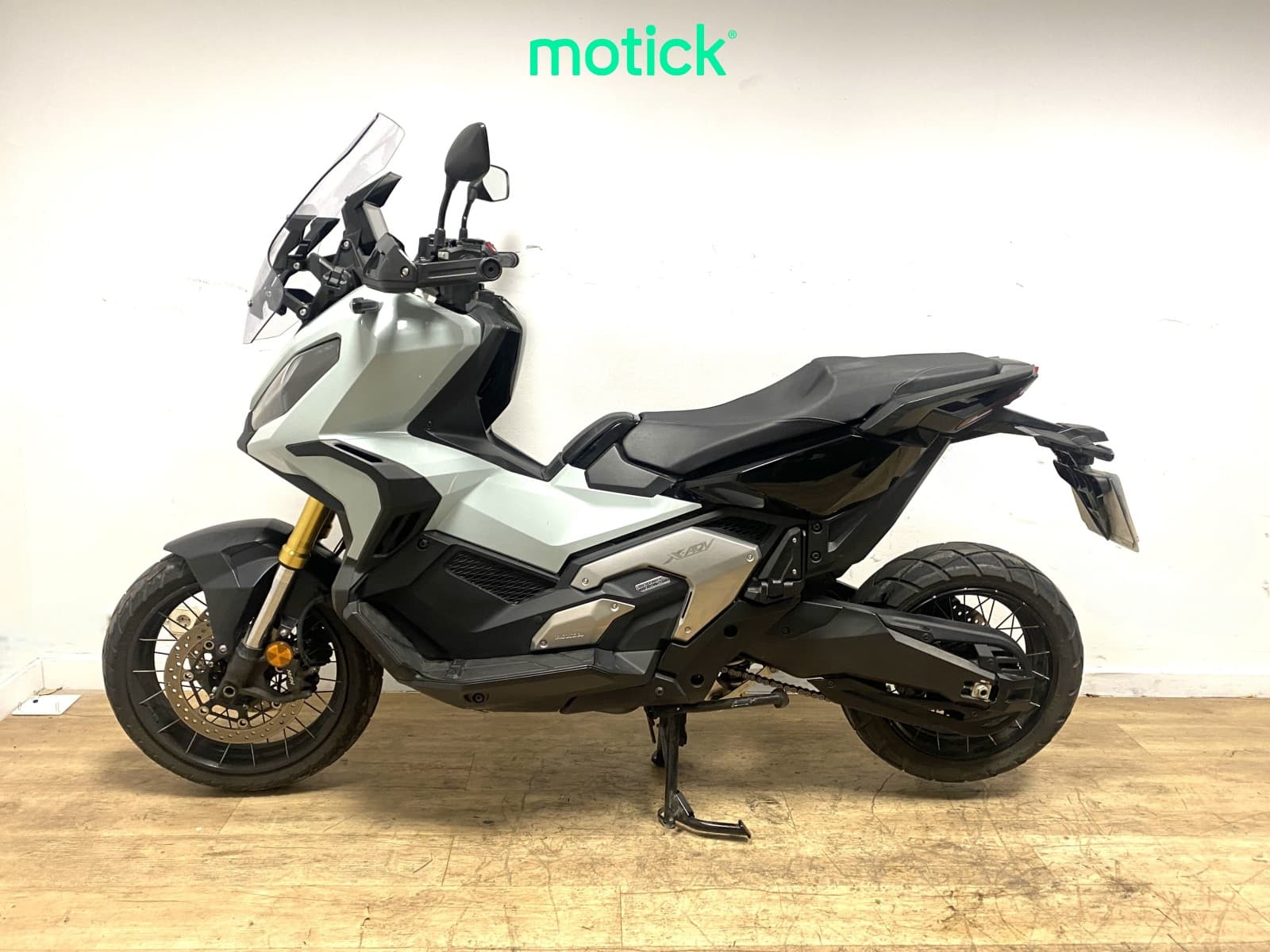 HONDA X-ADV 750 (A)(AKRA. ORGINAL)