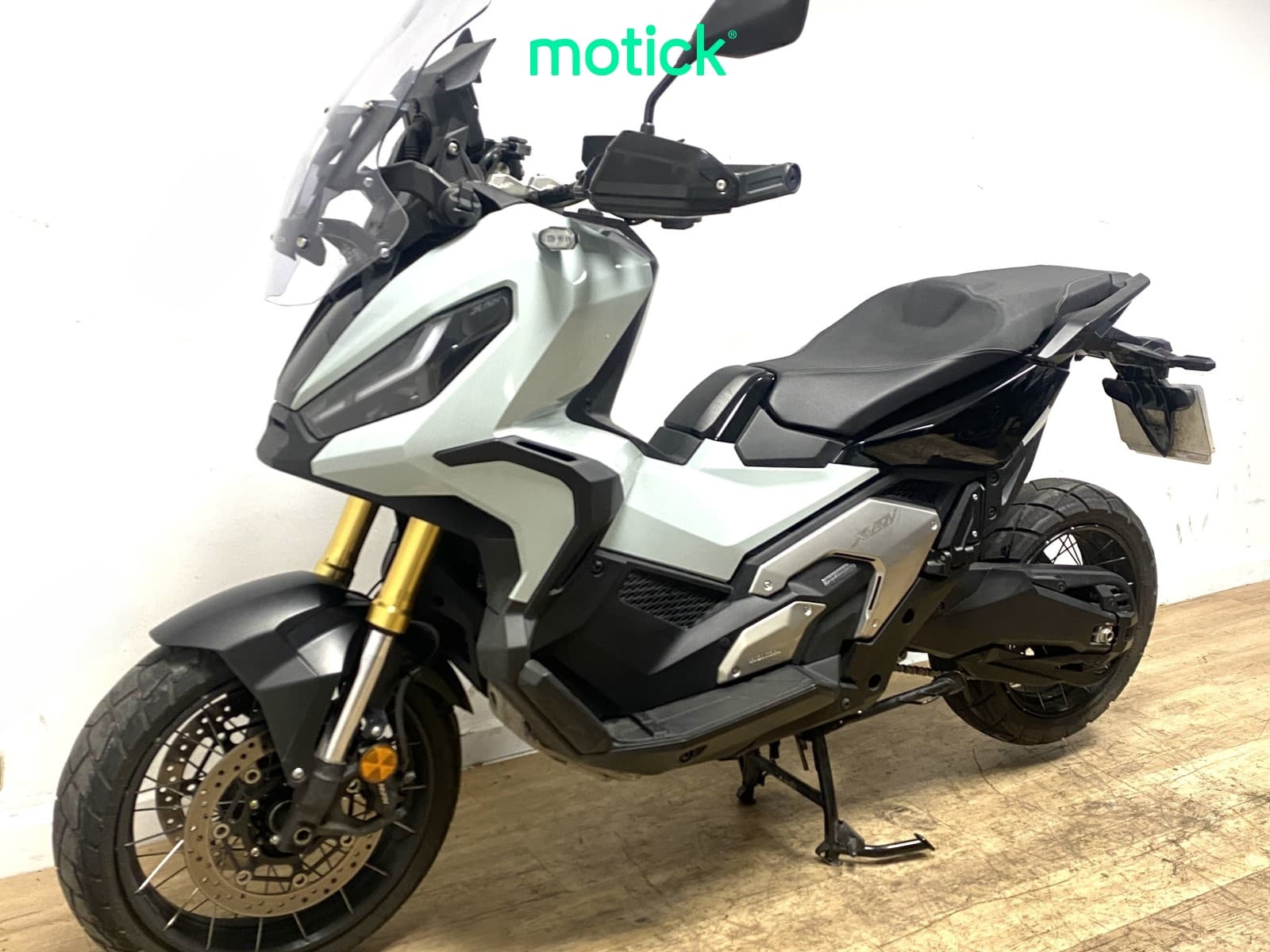 HONDA X-ADV 750 (A)(AKRA. ORGINAL)