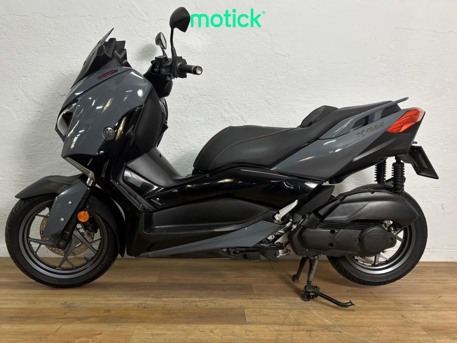 YAMAHA XMAX 125 (TECH MAX)