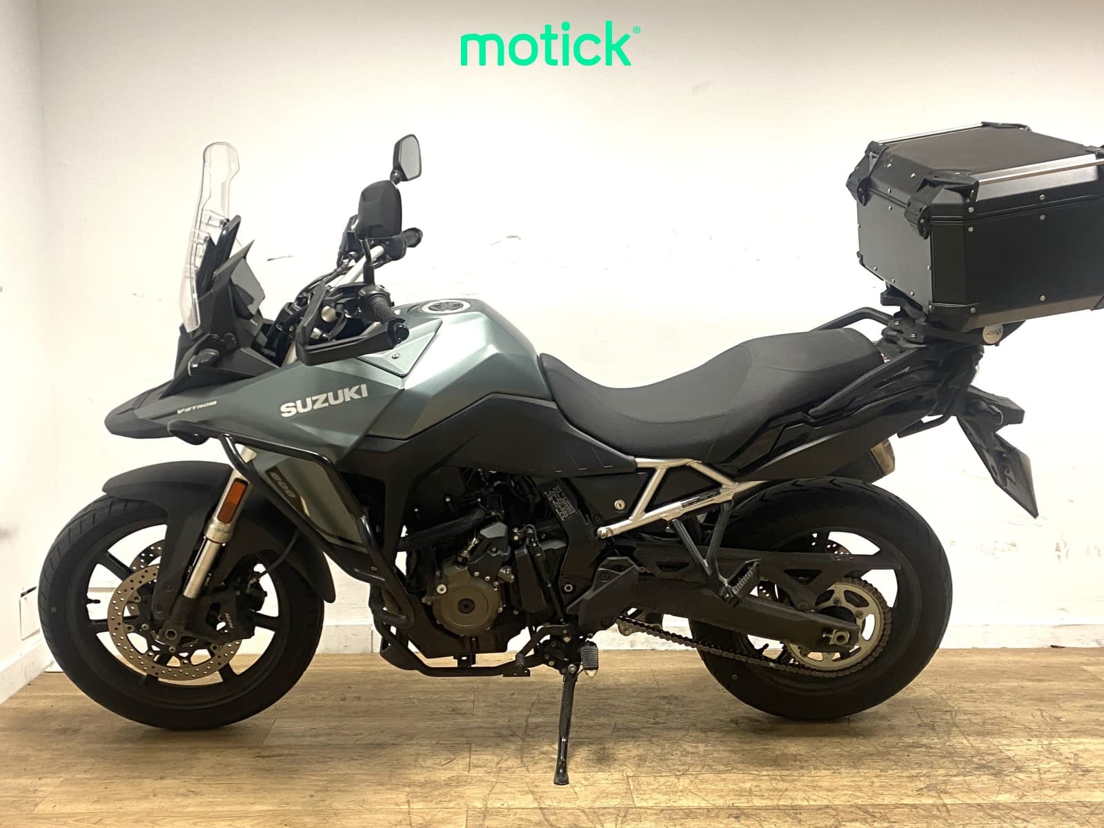 SUZUKI V STROM 800