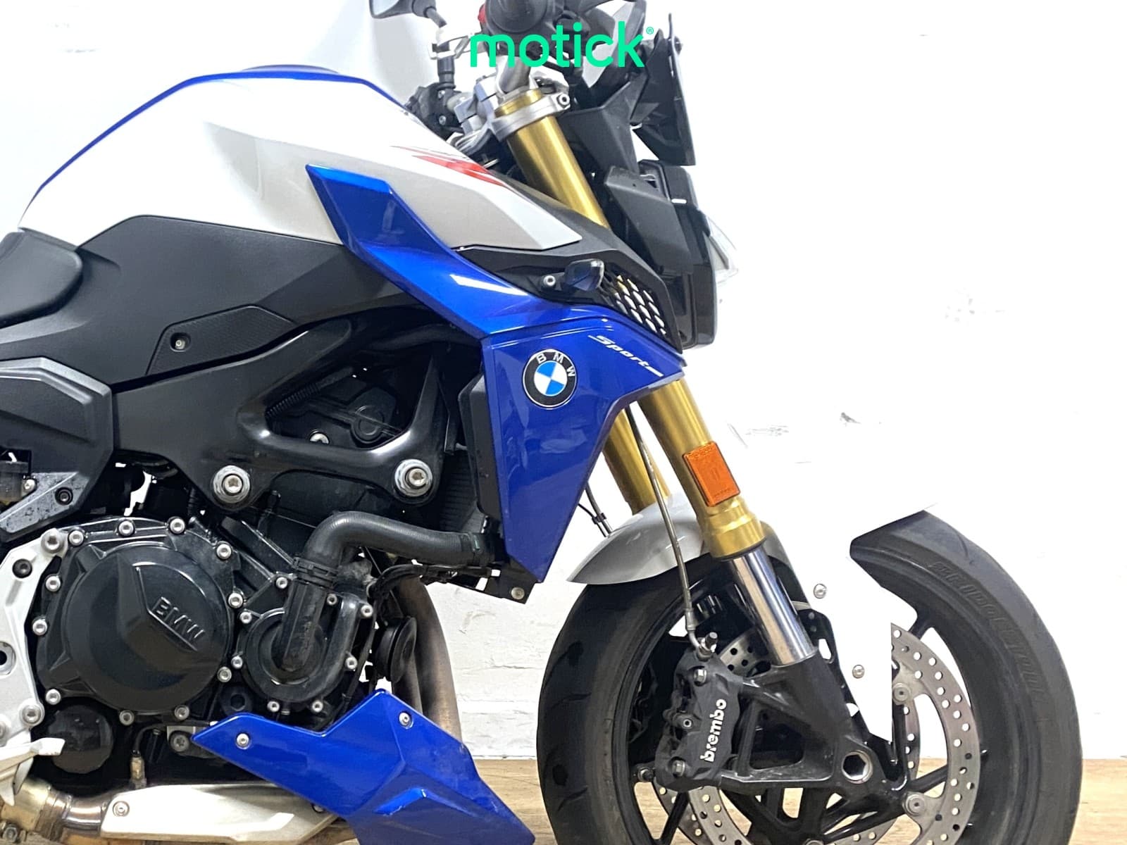 BMW F 900 R A2