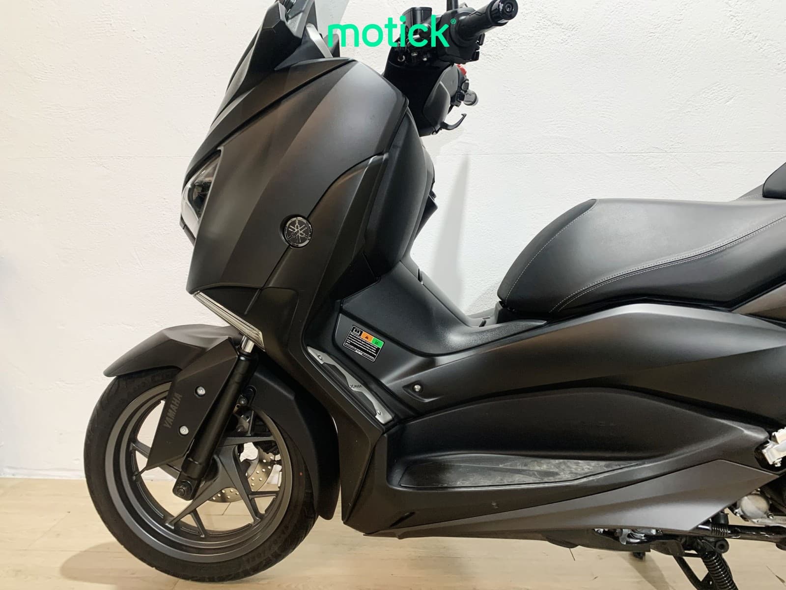 YAMAHA XMAX 300