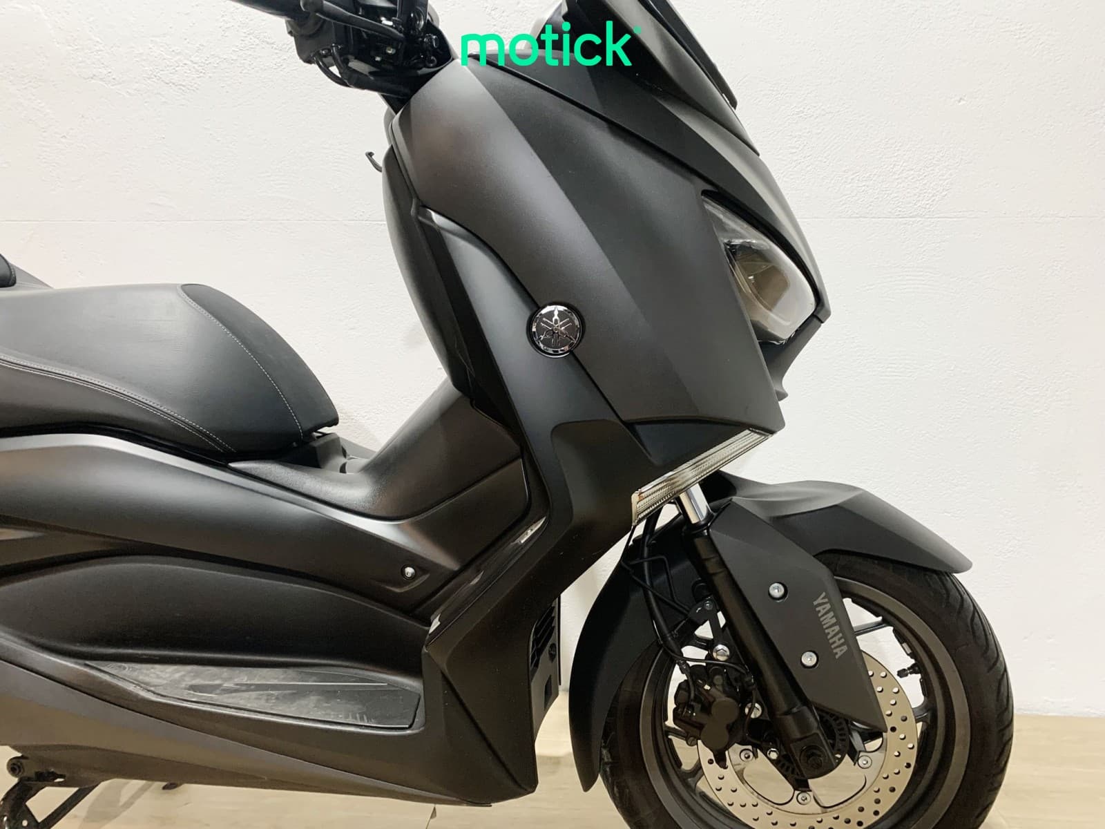 YAMAHA XMAX 300