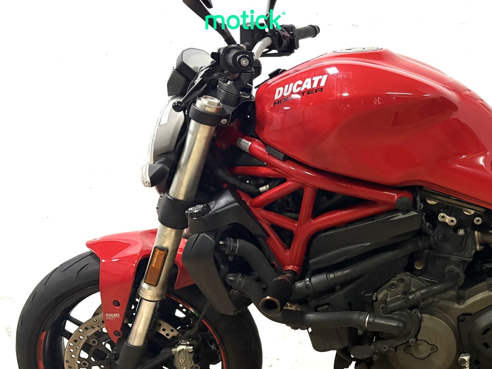 DUCATI MONSTER 821 (A)(DESMO X 2)
