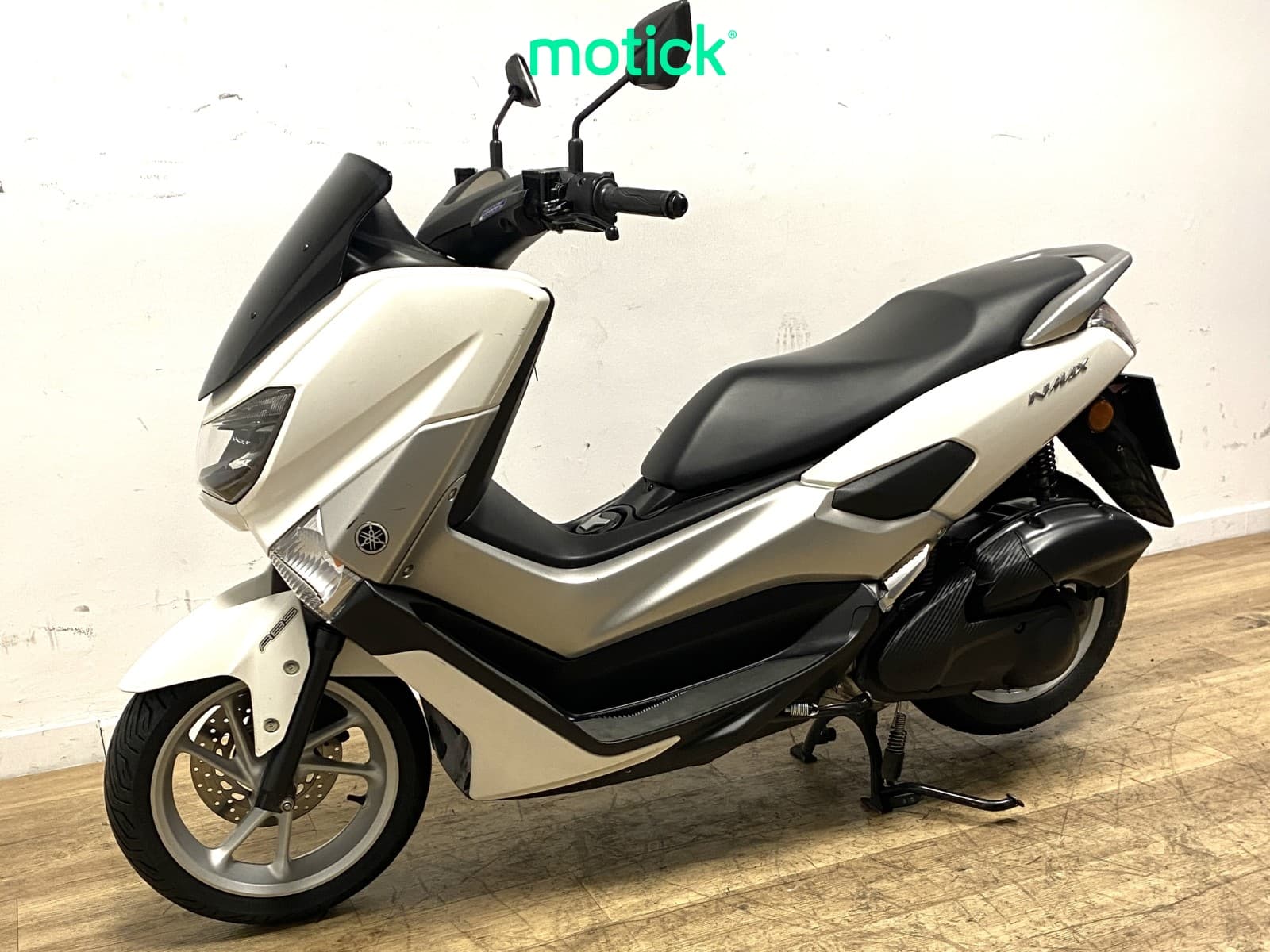 YAMAHA NMAX 125