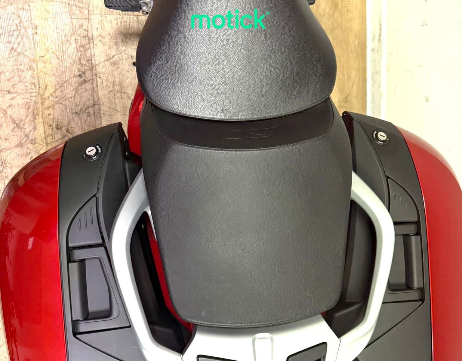 BMW R 1250 RT (3 PACKS)(2 MALETAS)