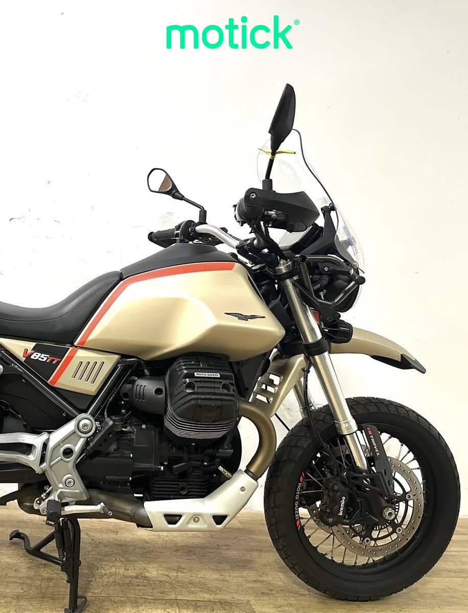 MOTO GUZZI V85 TT TRAVEL (A)