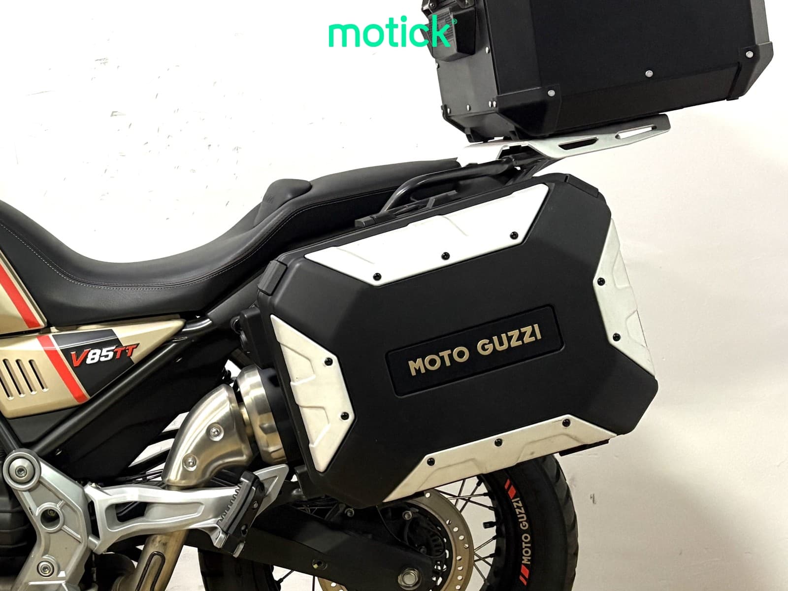 MOTO GUZZI V85 TT TRAVEL (A)