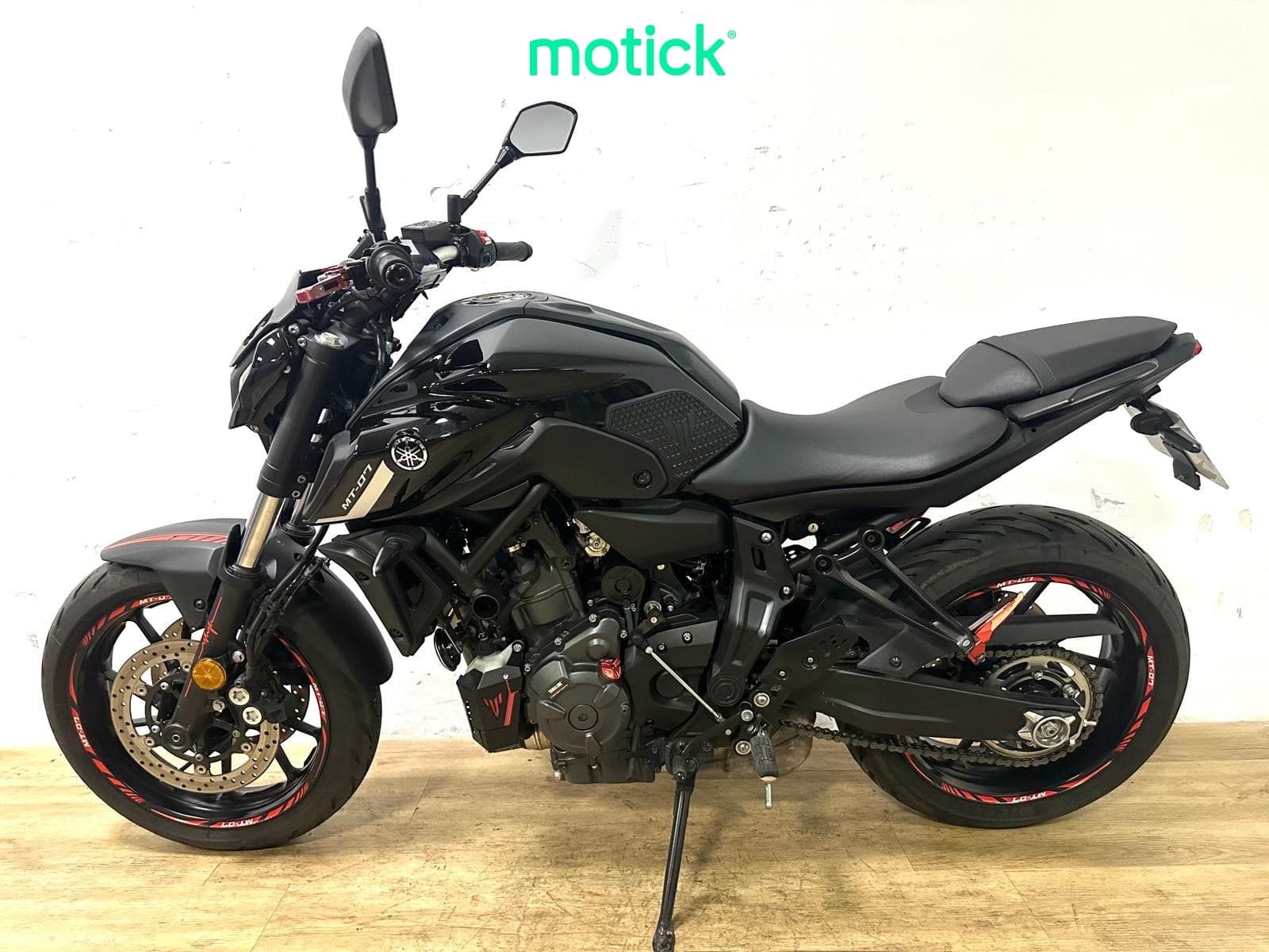 YAMAHA MT-07 (A)
