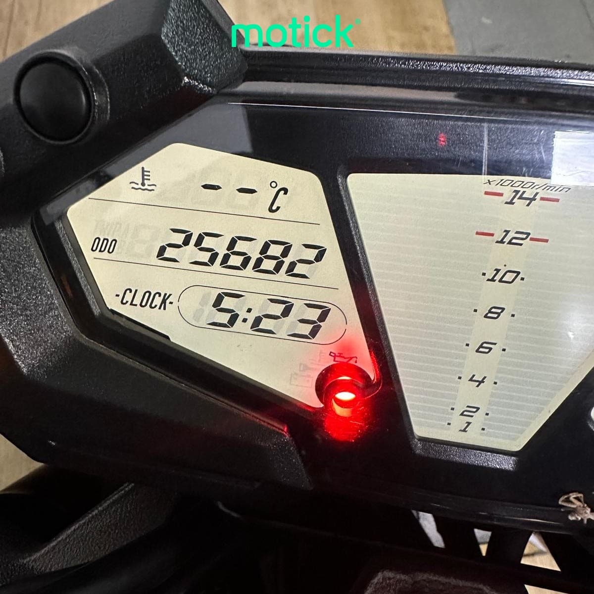 KAWASAKI Z 800 ABS (E)(A2)