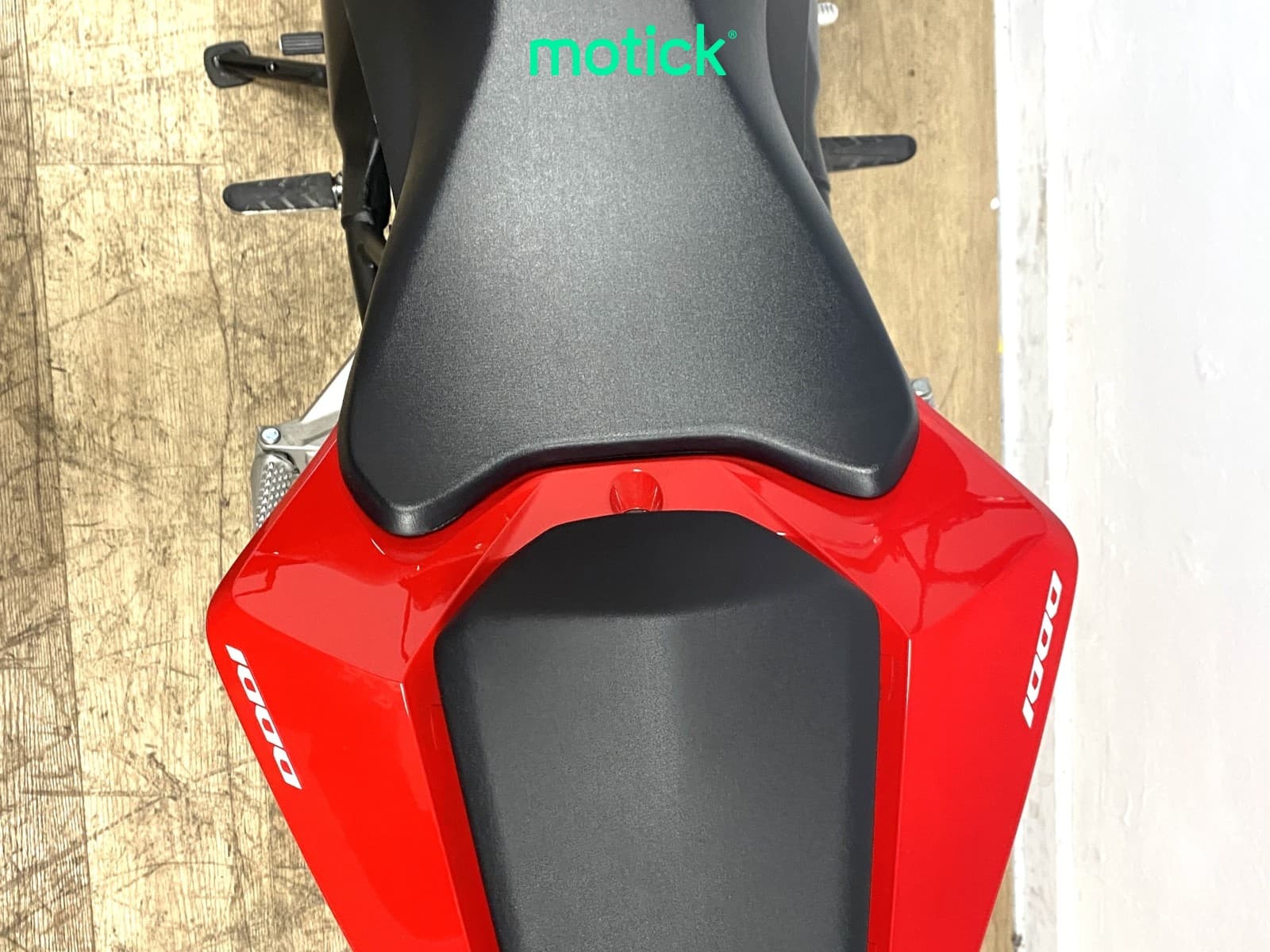 HONDA CB 1000 HORNET (DOMINATOR)(ENTREGA ESCAPE DE SERIE)