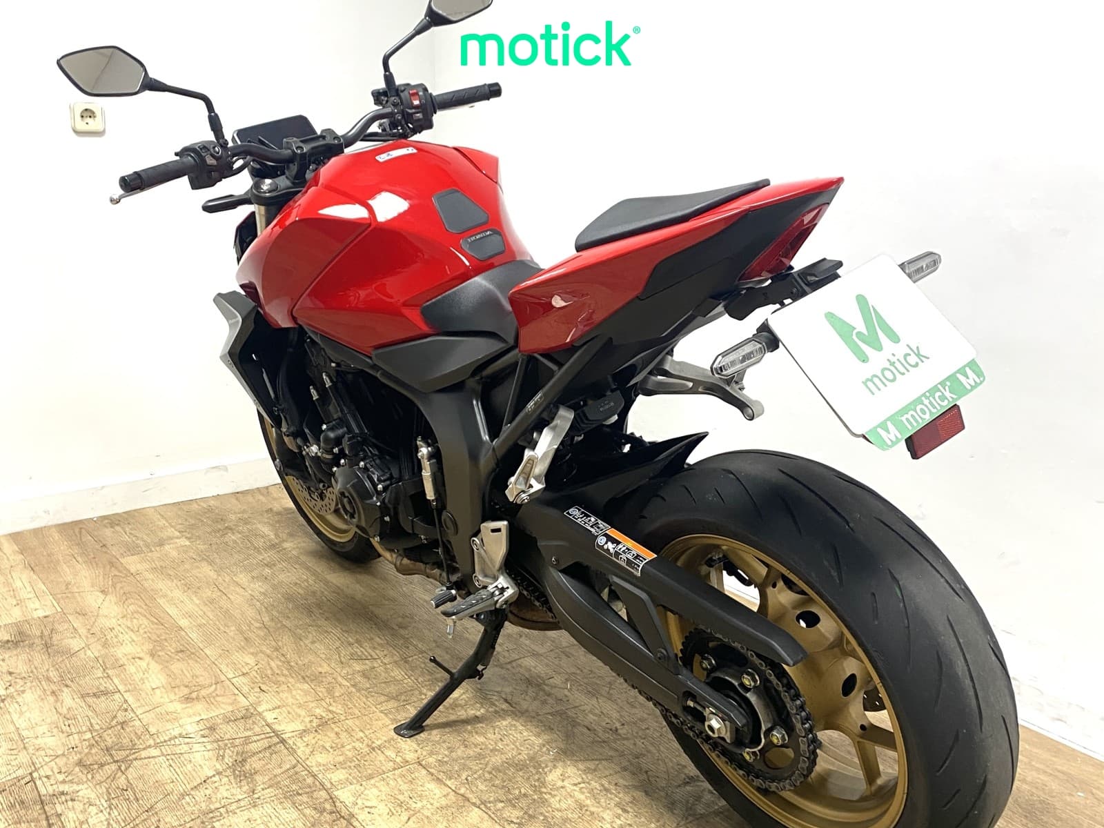 HONDA CB 1000 HORNET (DOMINATOR)(ENTREGA ESCAPE DE SERIE)