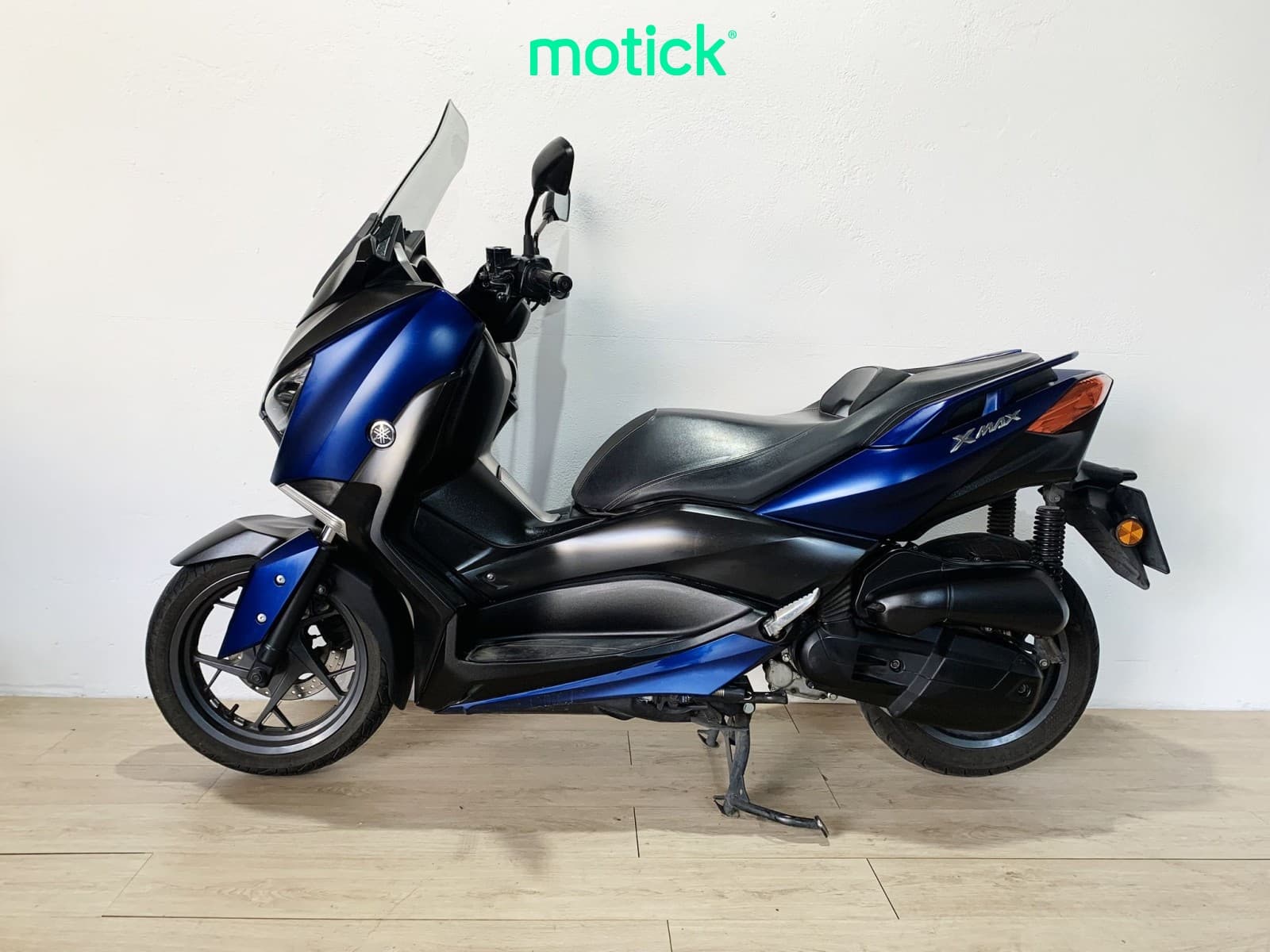 YAMAHA XMAX 125