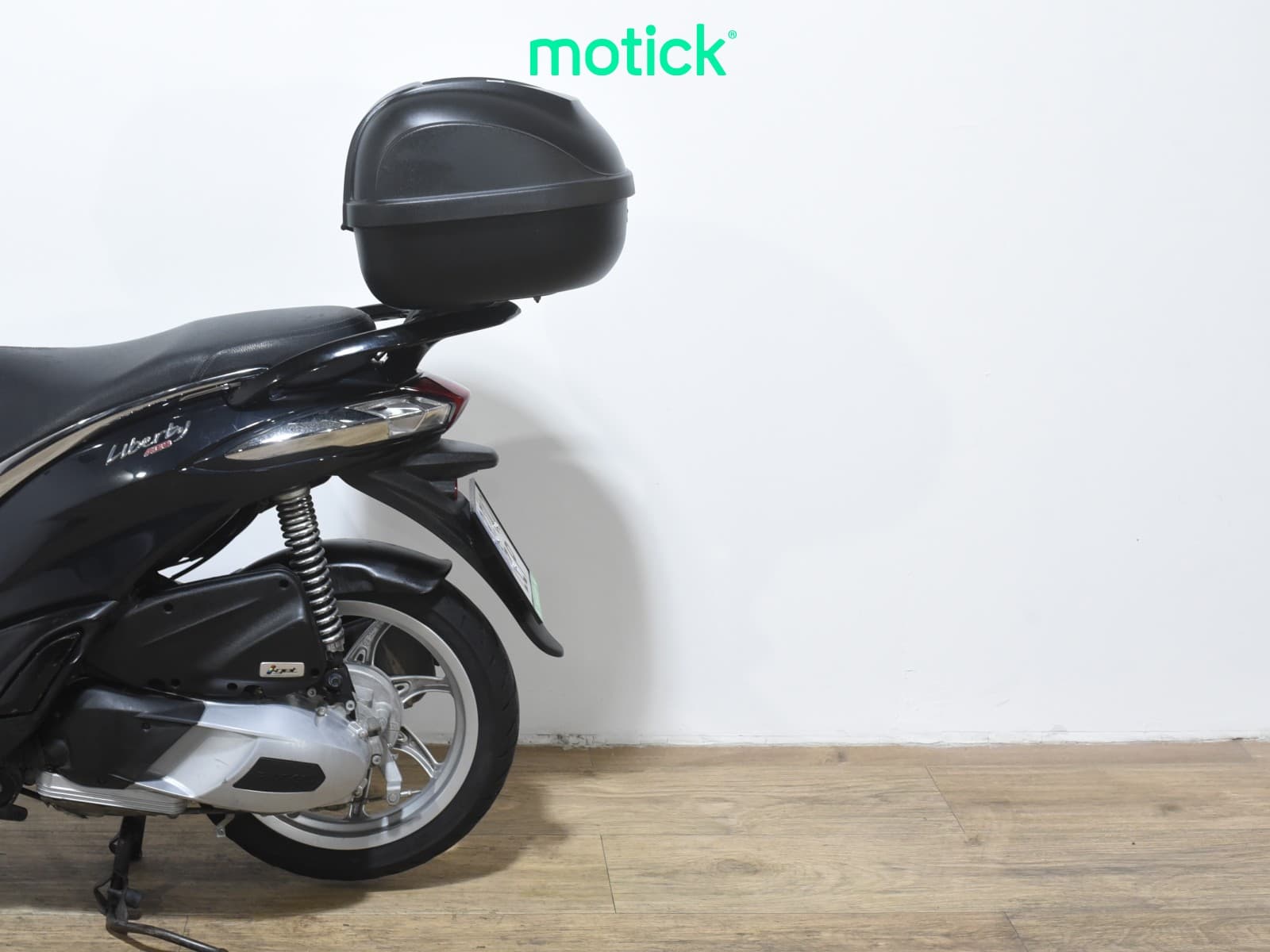 PIAGGIO LIBERTY 125 ( TOP CASE )