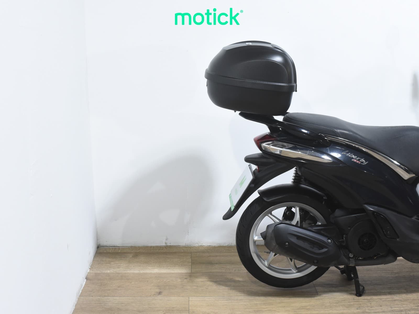 PIAGGIO LIBERTY 125 ( TOP CASE )