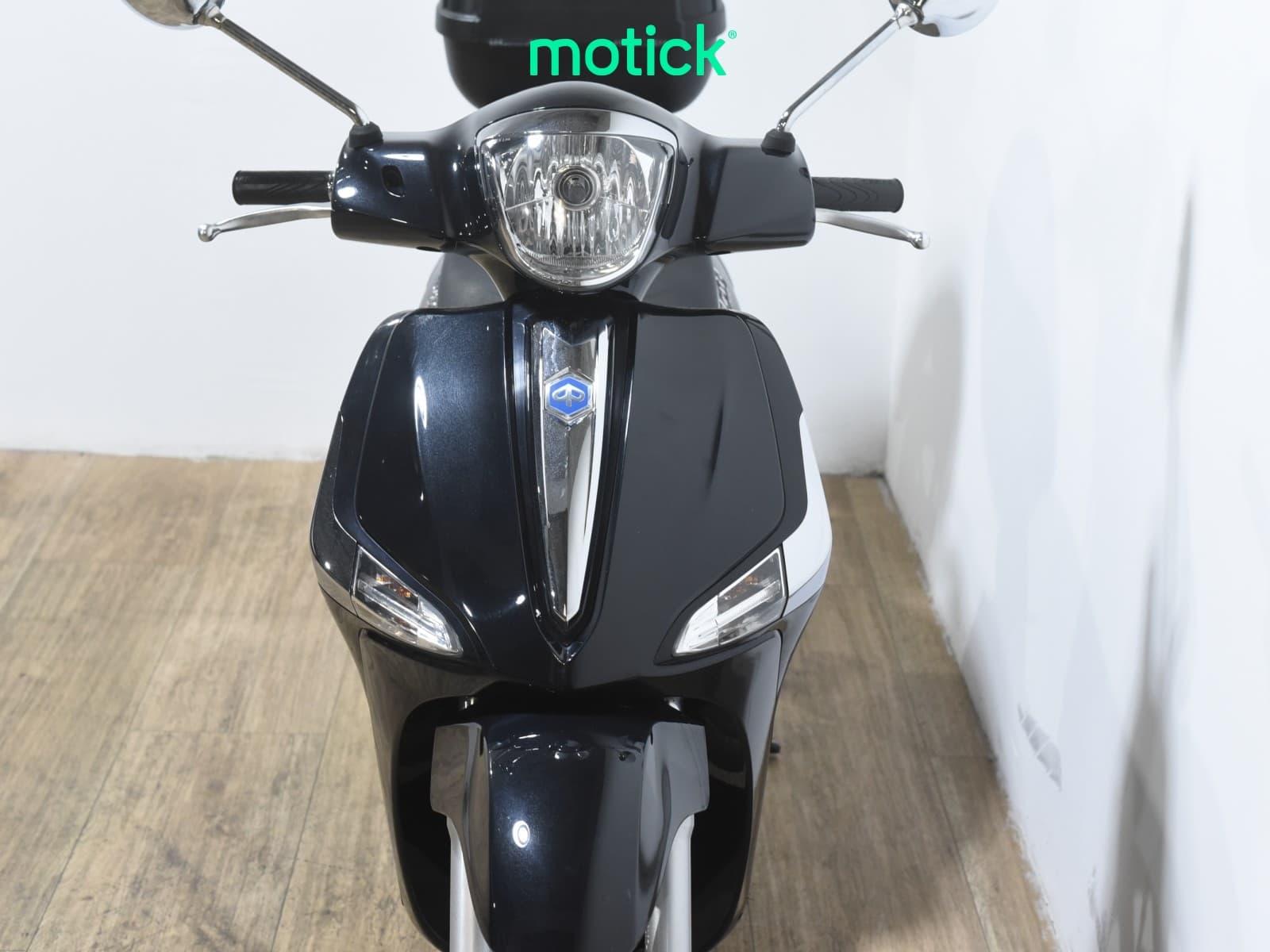 PIAGGIO LIBERTY 125 ( TOP CASE )