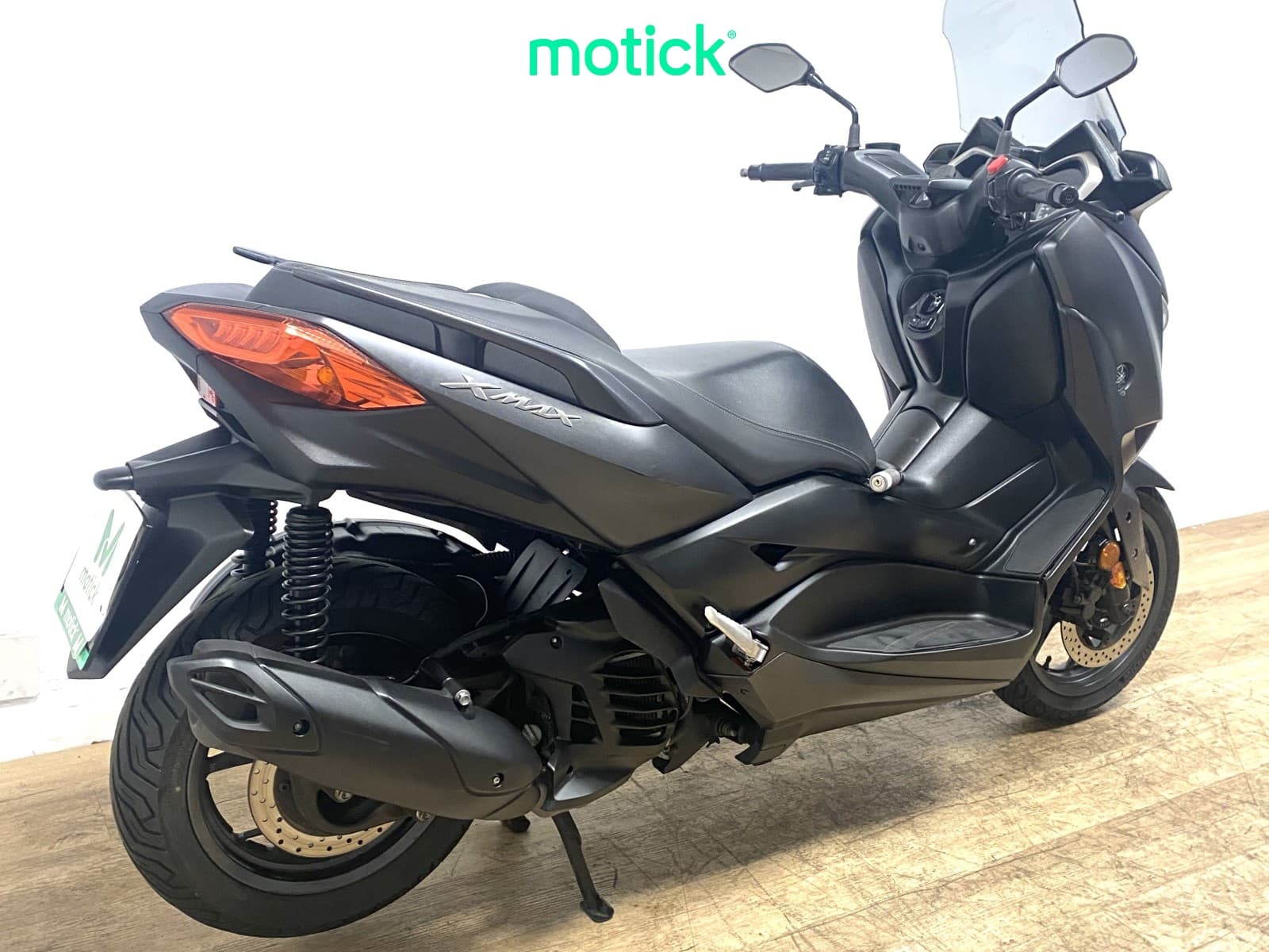 YAMAHA XMAX 125