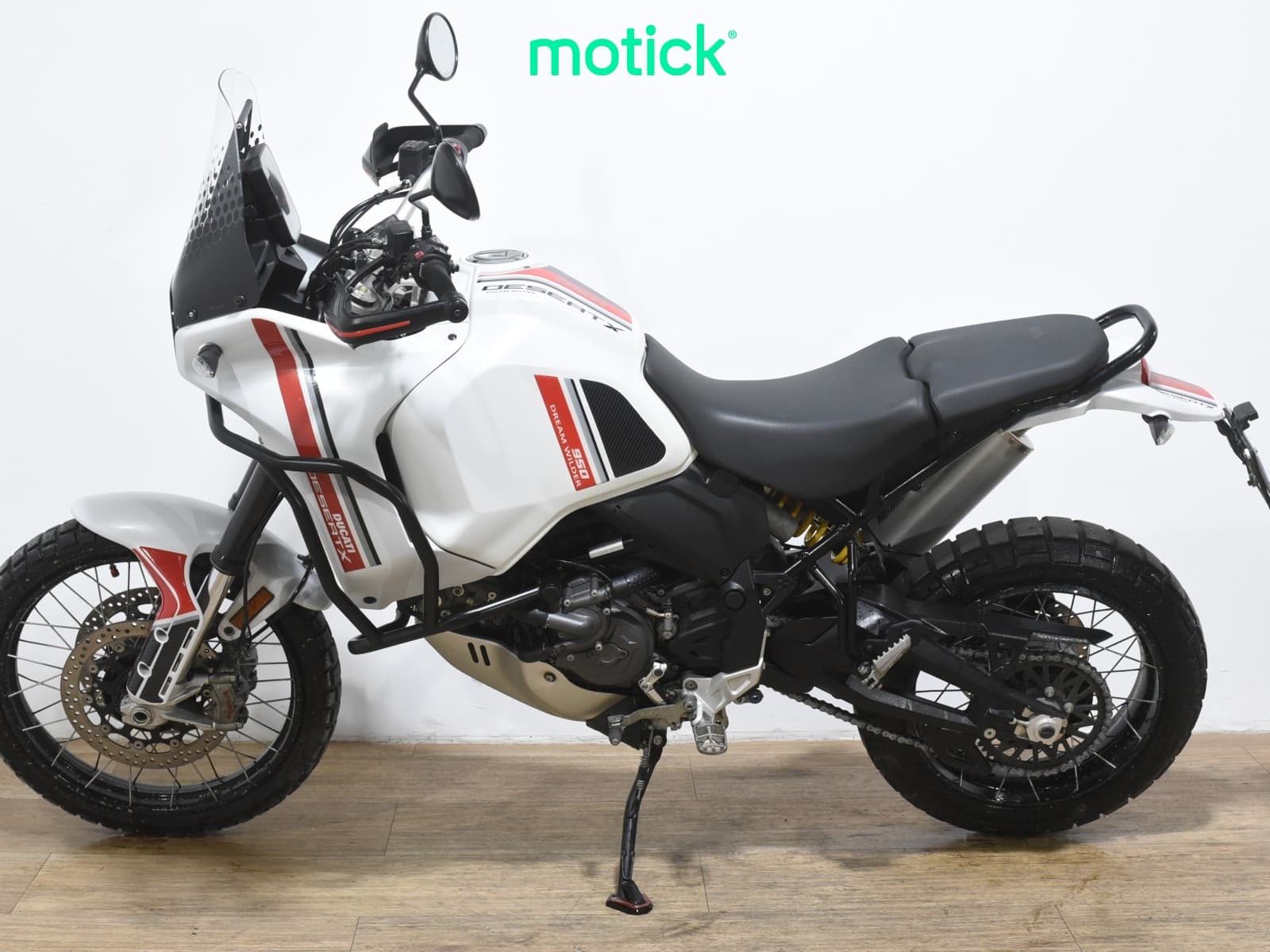 DUCATI DESERT X