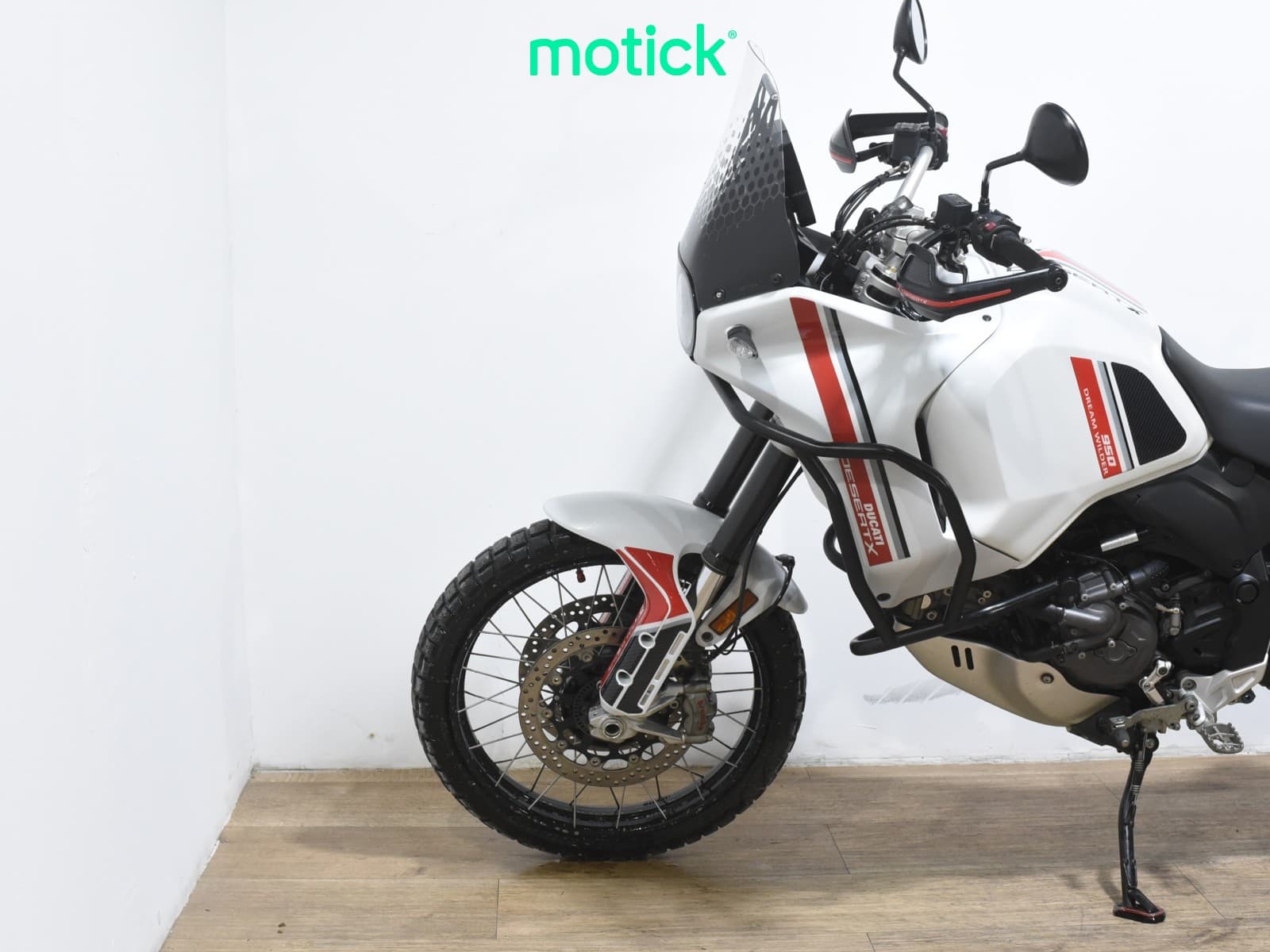 DUCATI DESERT X