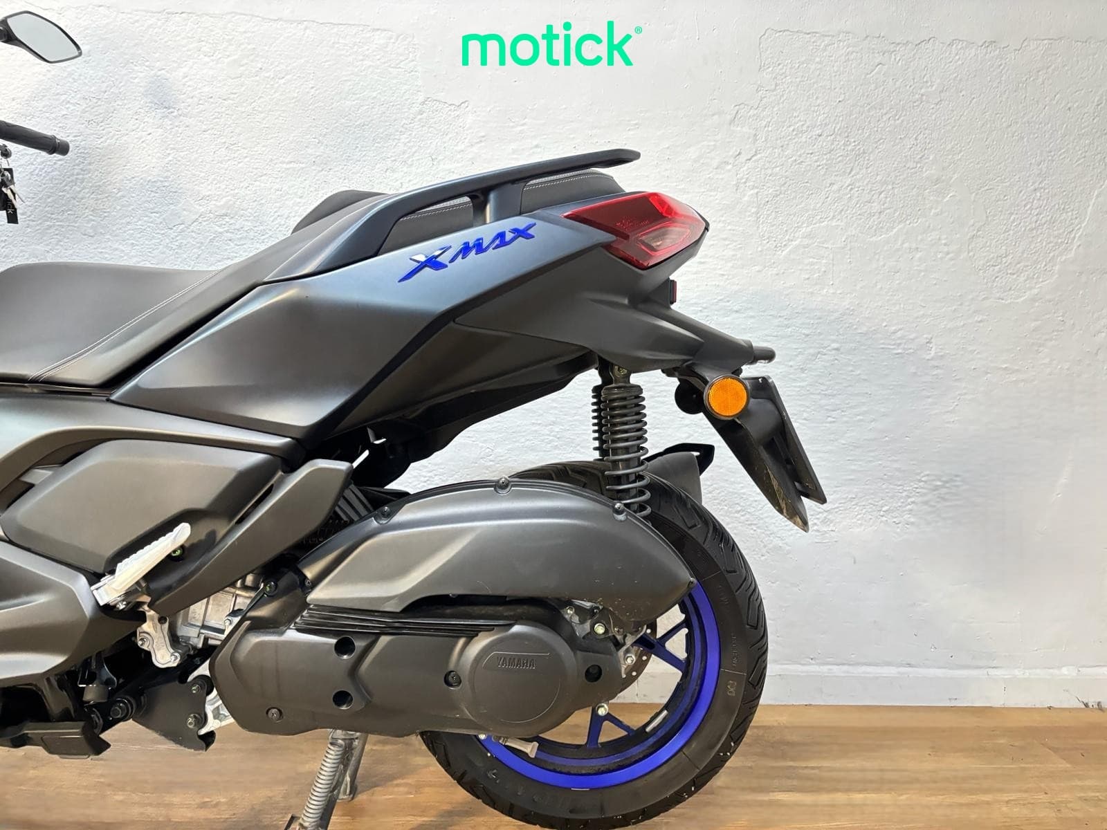 YAMAHA XMAX 125