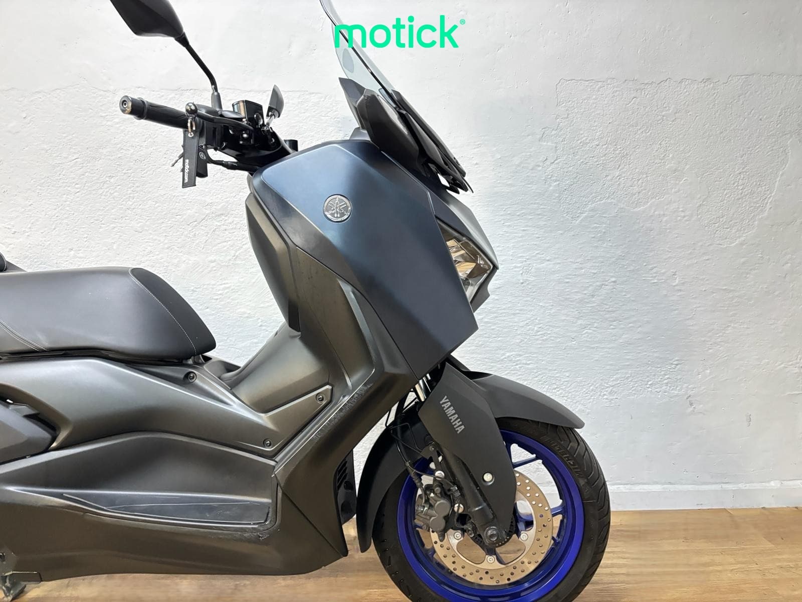 YAMAHA XMAX 125