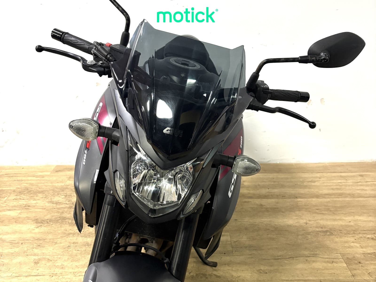 SUZUKI GSX S 750 (A)