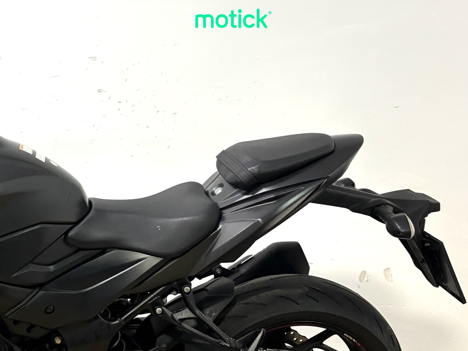 SUZUKI GSX S 750 (A)