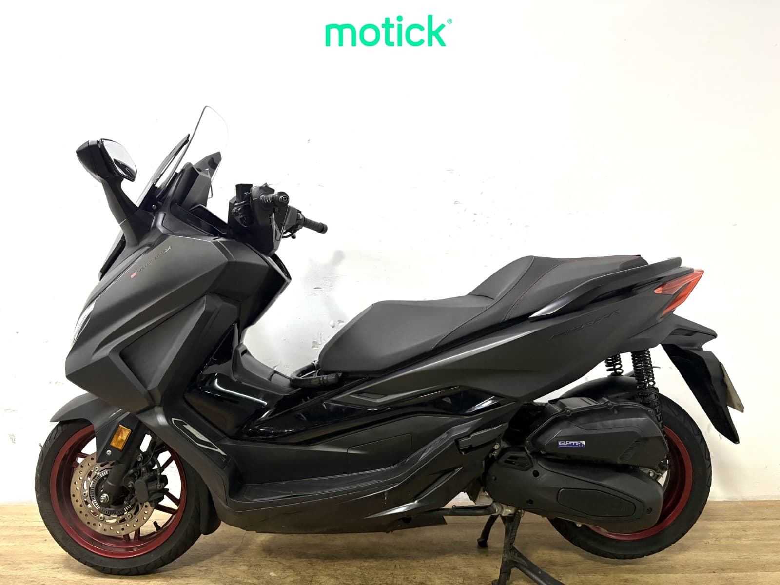 HONDA FORZA 125