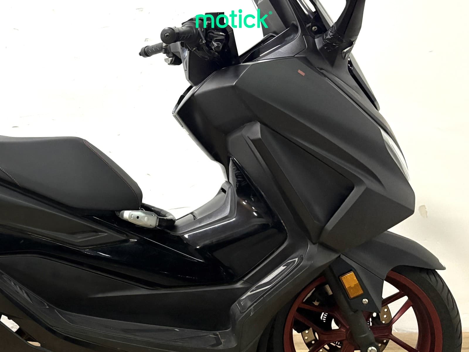 HONDA FORZA 125