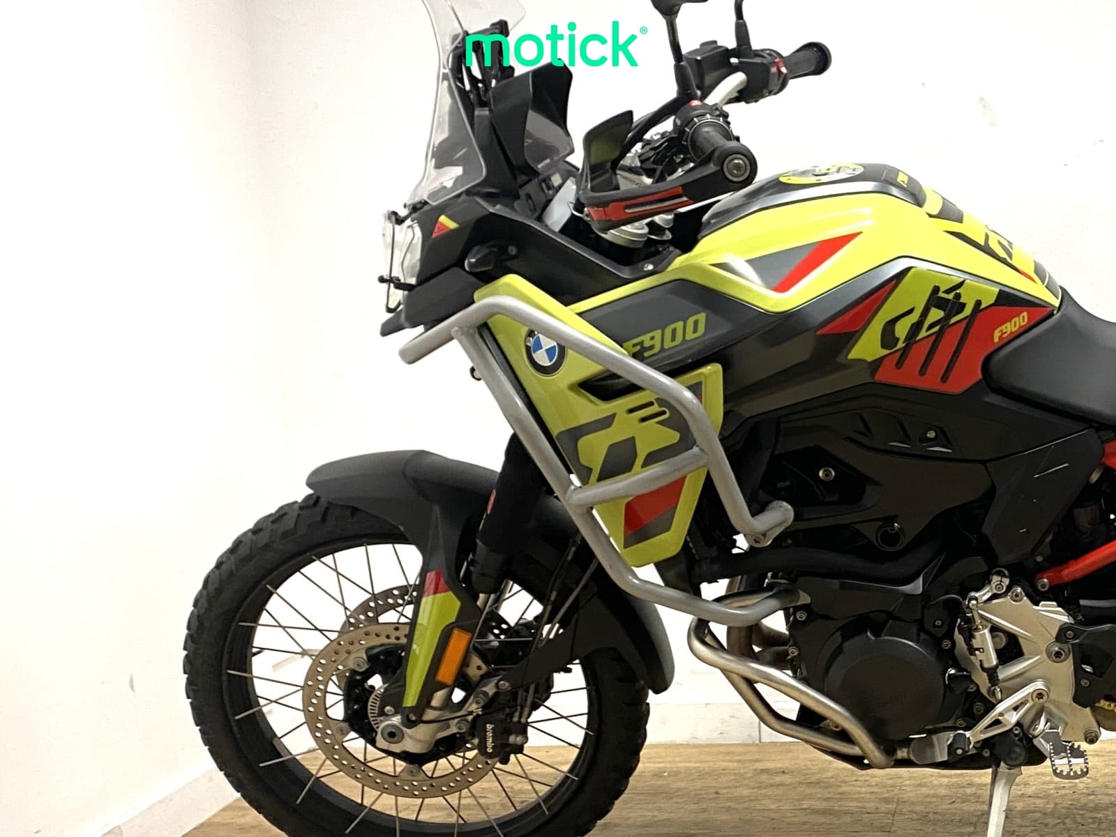 BMW F 900 GS (1 PACK)