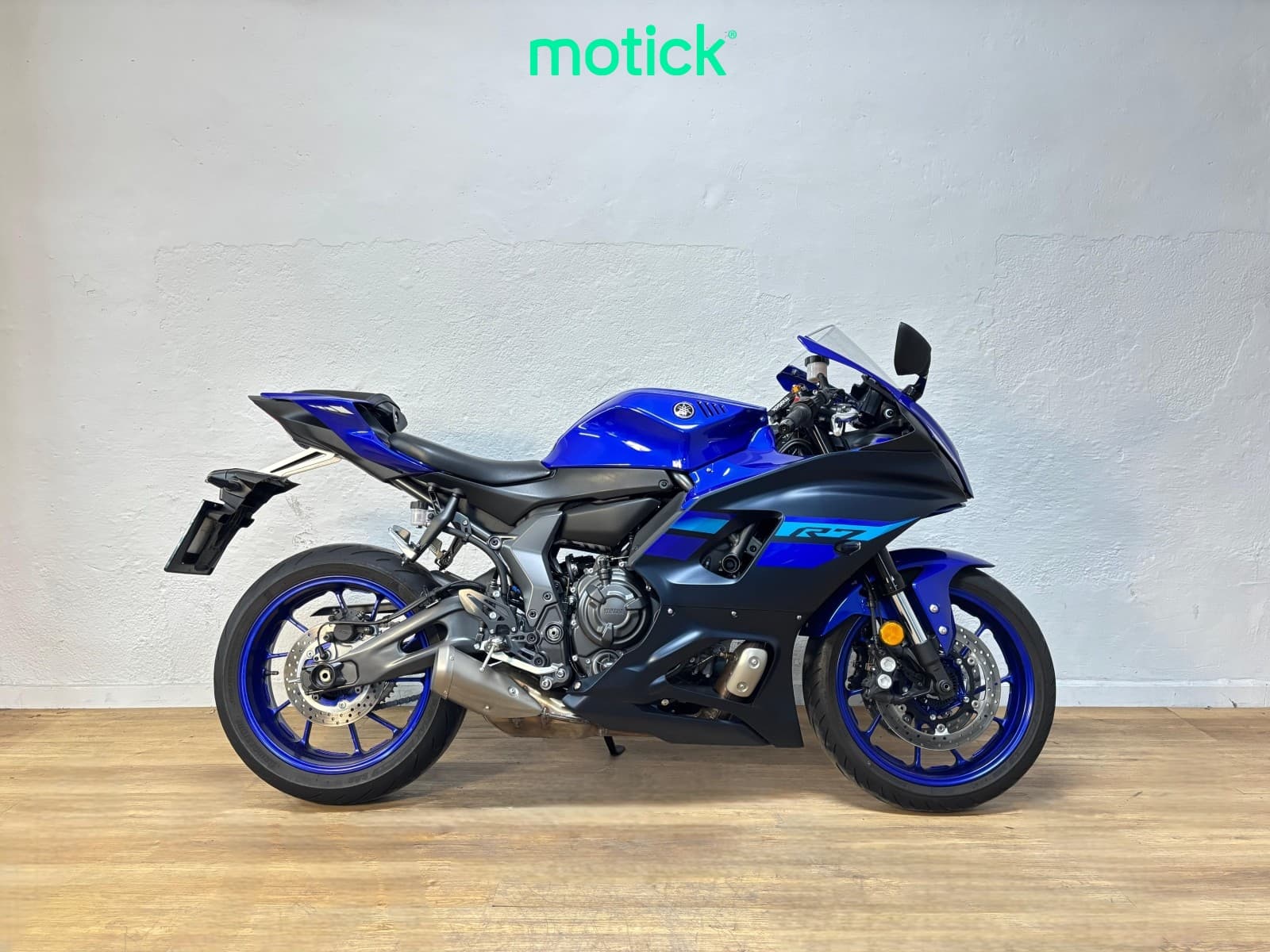 YAMAHA R7 (A)
