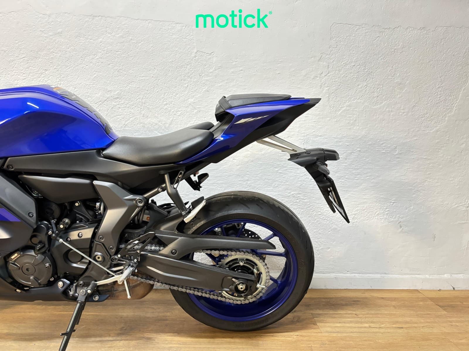 YAMAHA R7 (A)