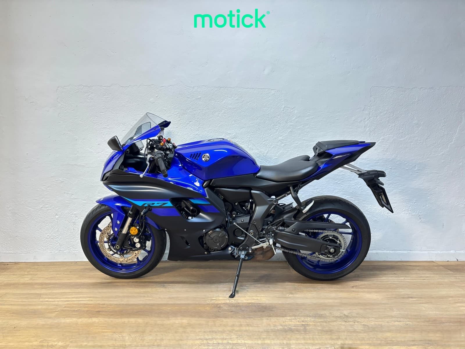 YAMAHA R7 (A)