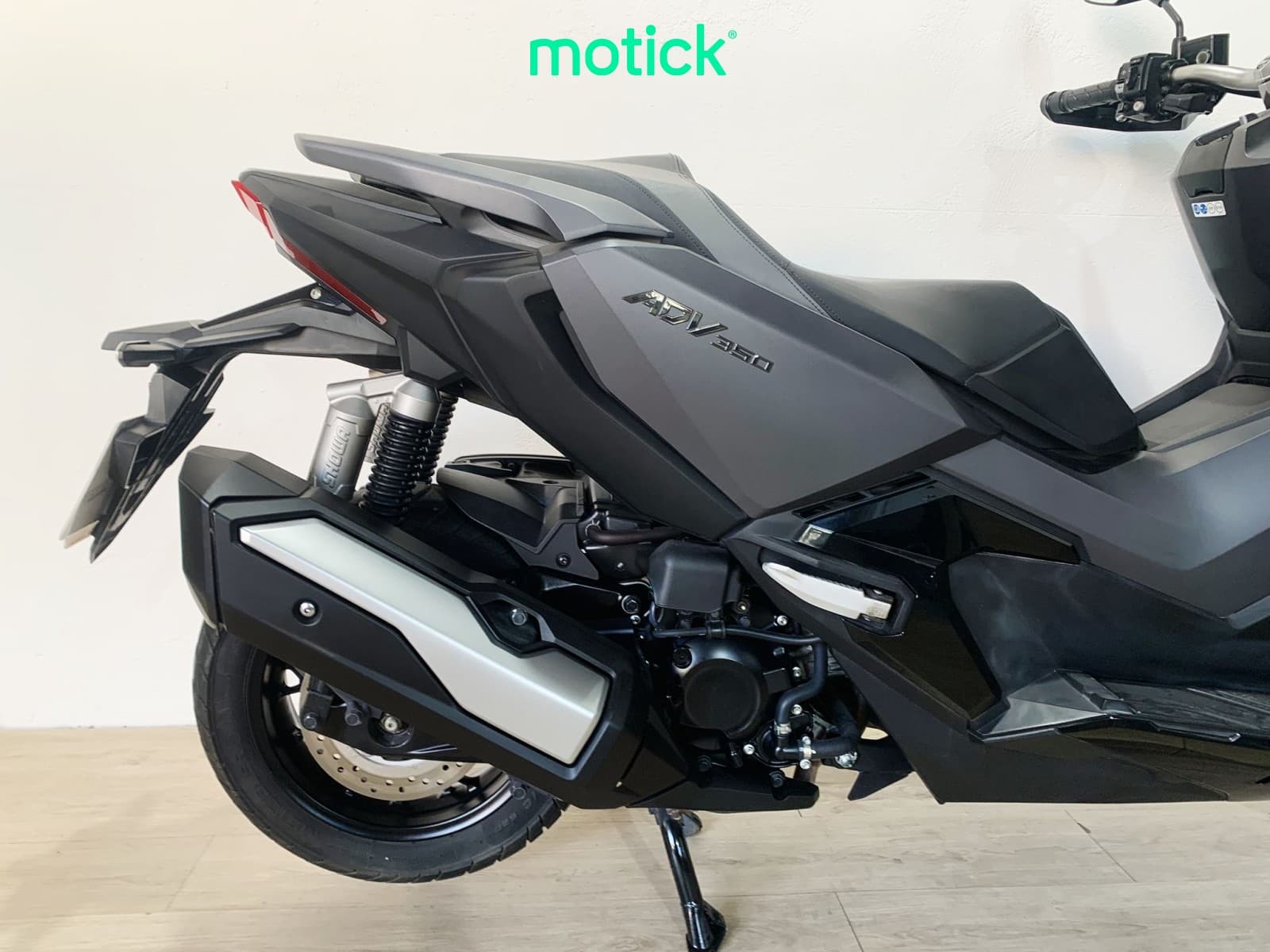HONDA ADV 350