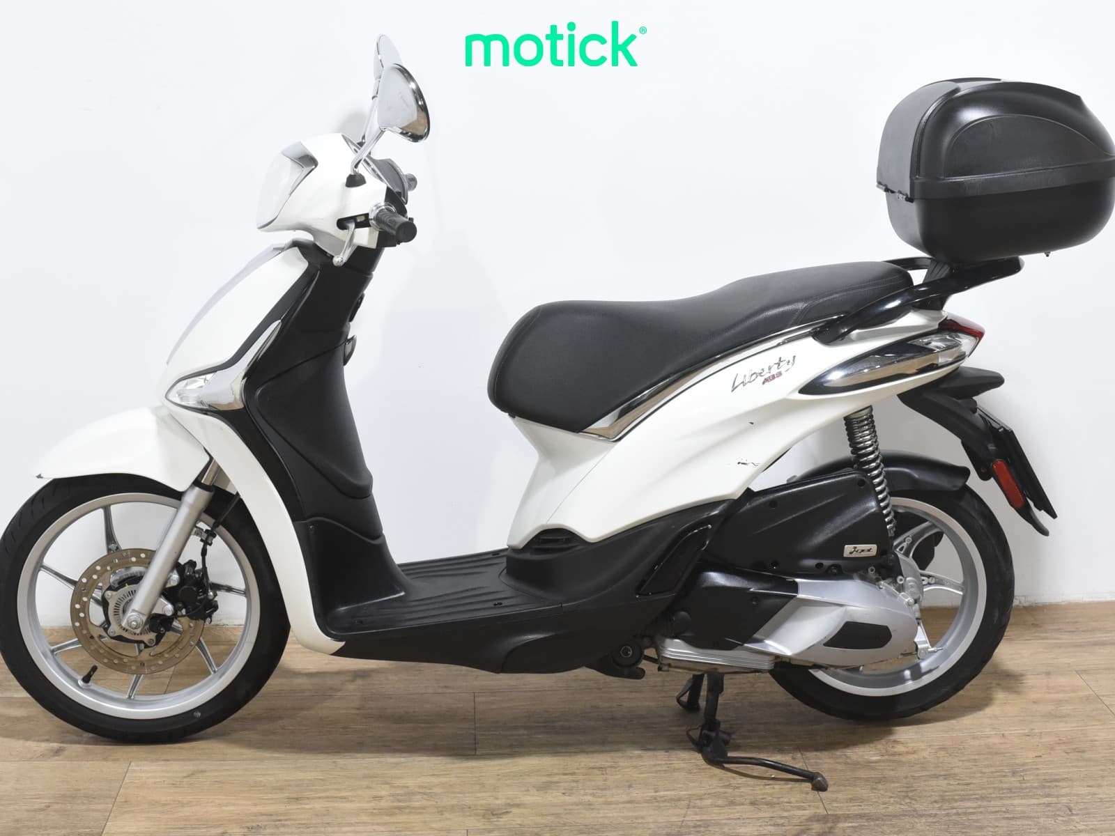 PIAGGIO LIBERTY 125 ( TOP CASE )