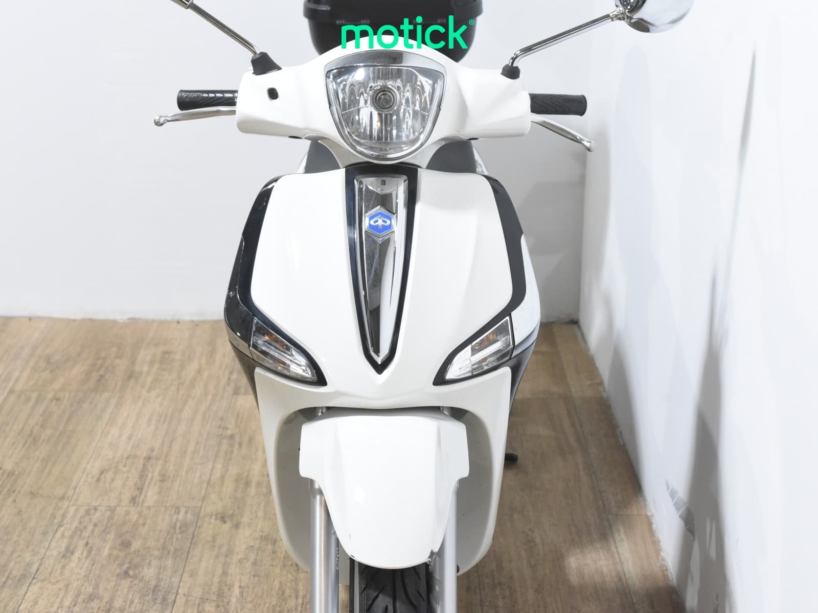 PIAGGIO LIBERTY 125 ( TOP CASE )
