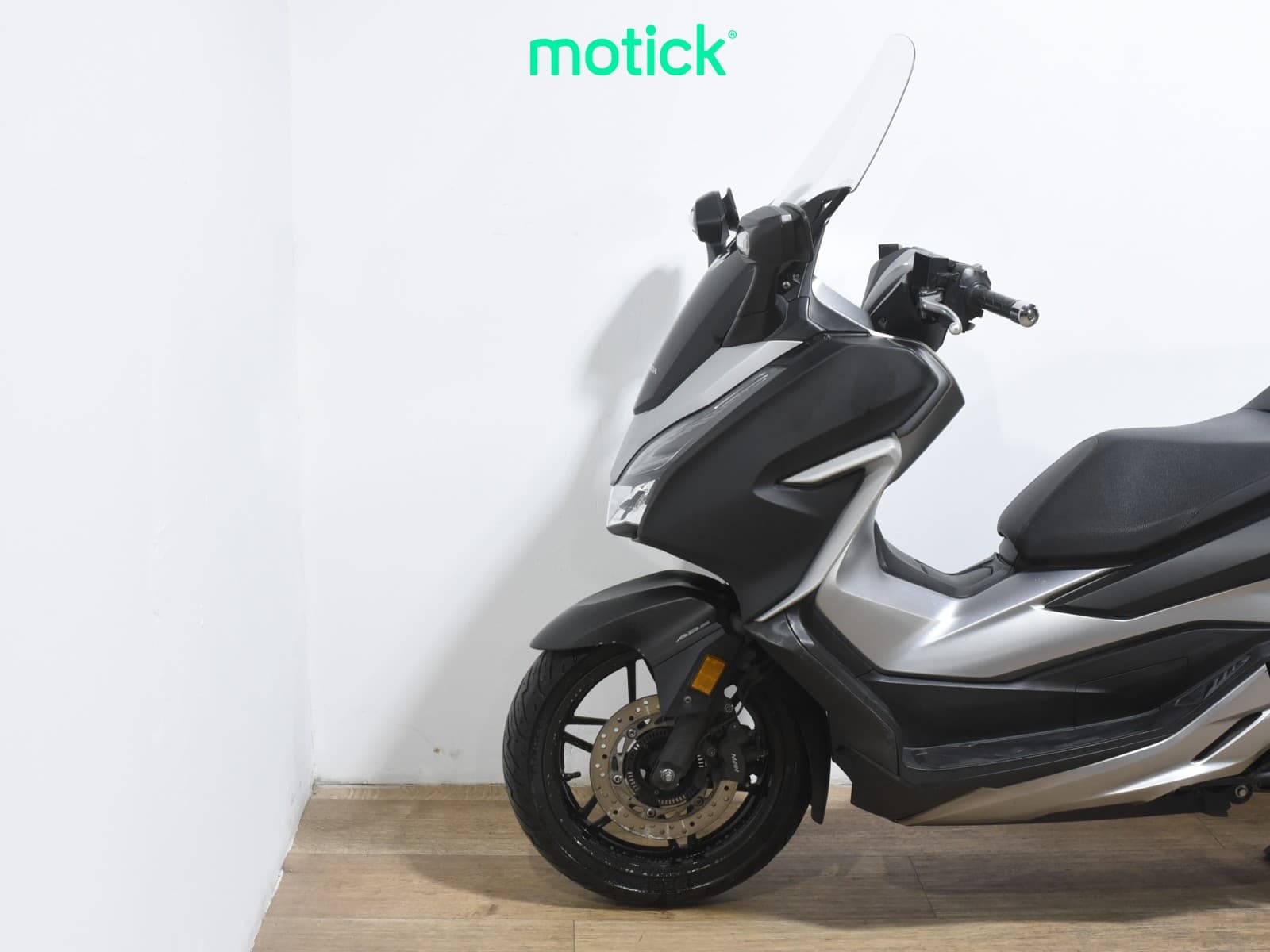 HONDA FORZA 300