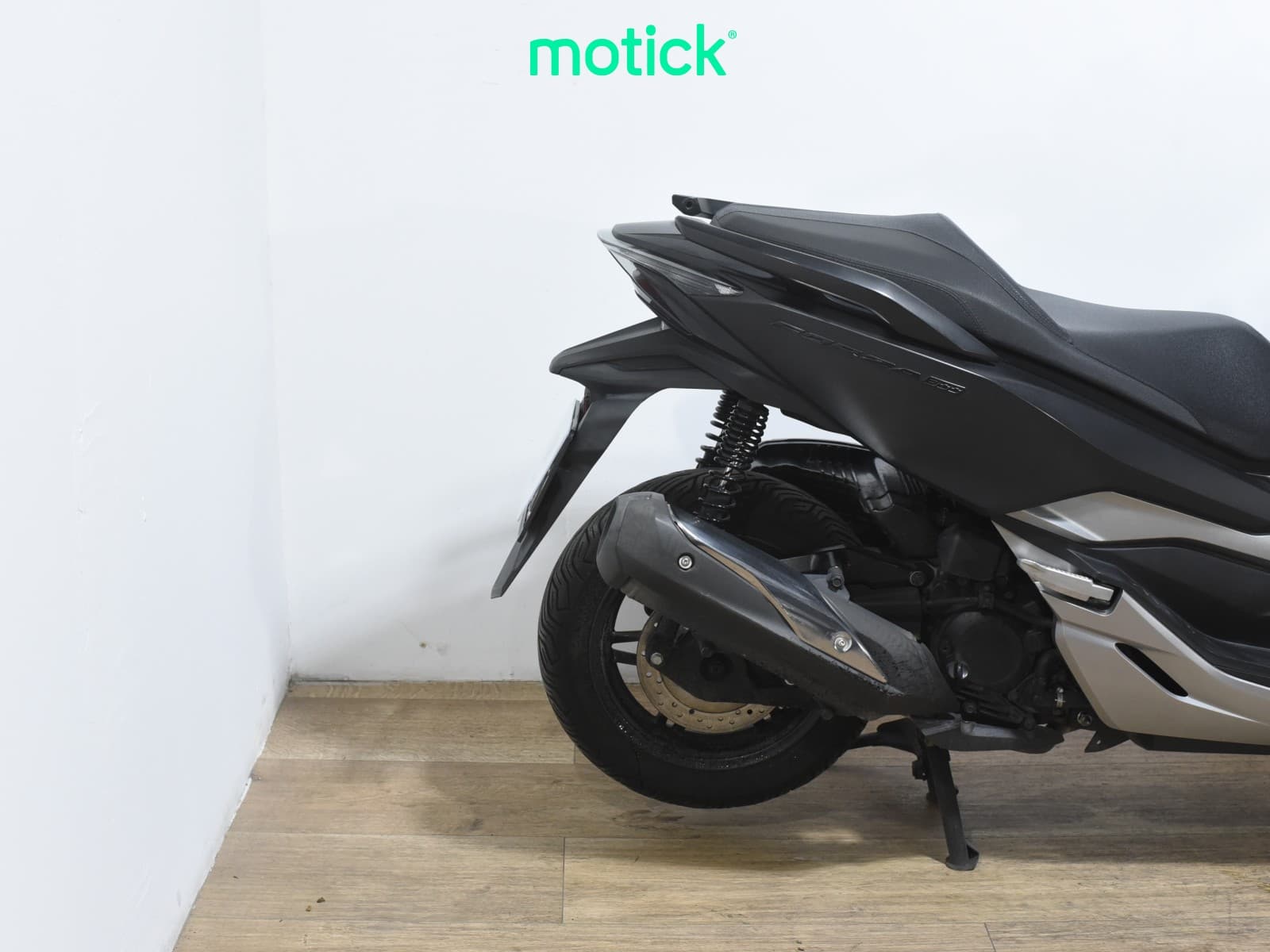 HONDA FORZA 300