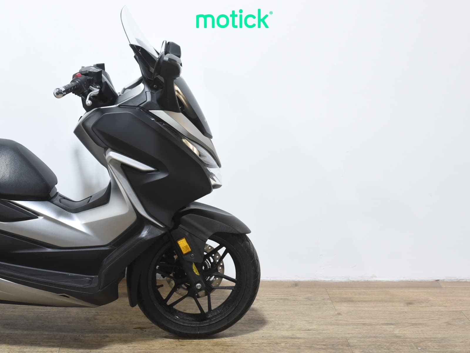 HONDA FORZA 300