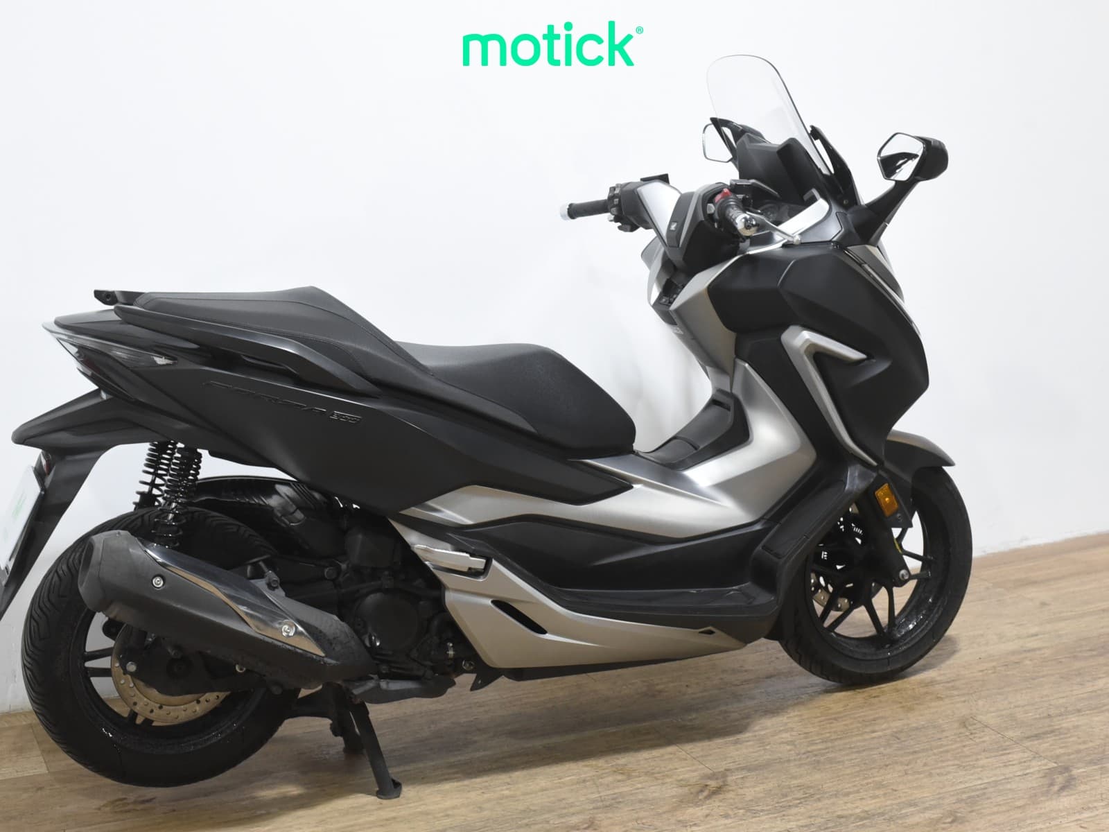 HONDA FORZA 300