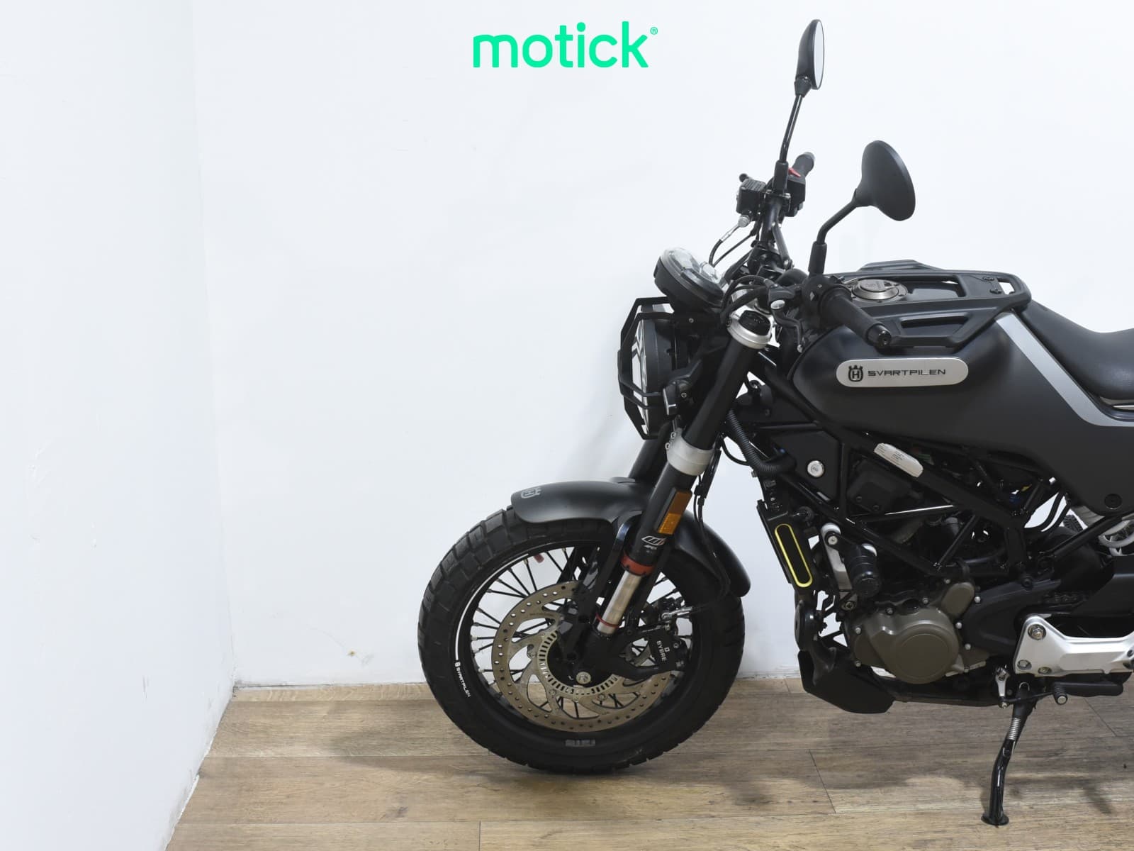 HUSQVARNA SVARTPILEN 125