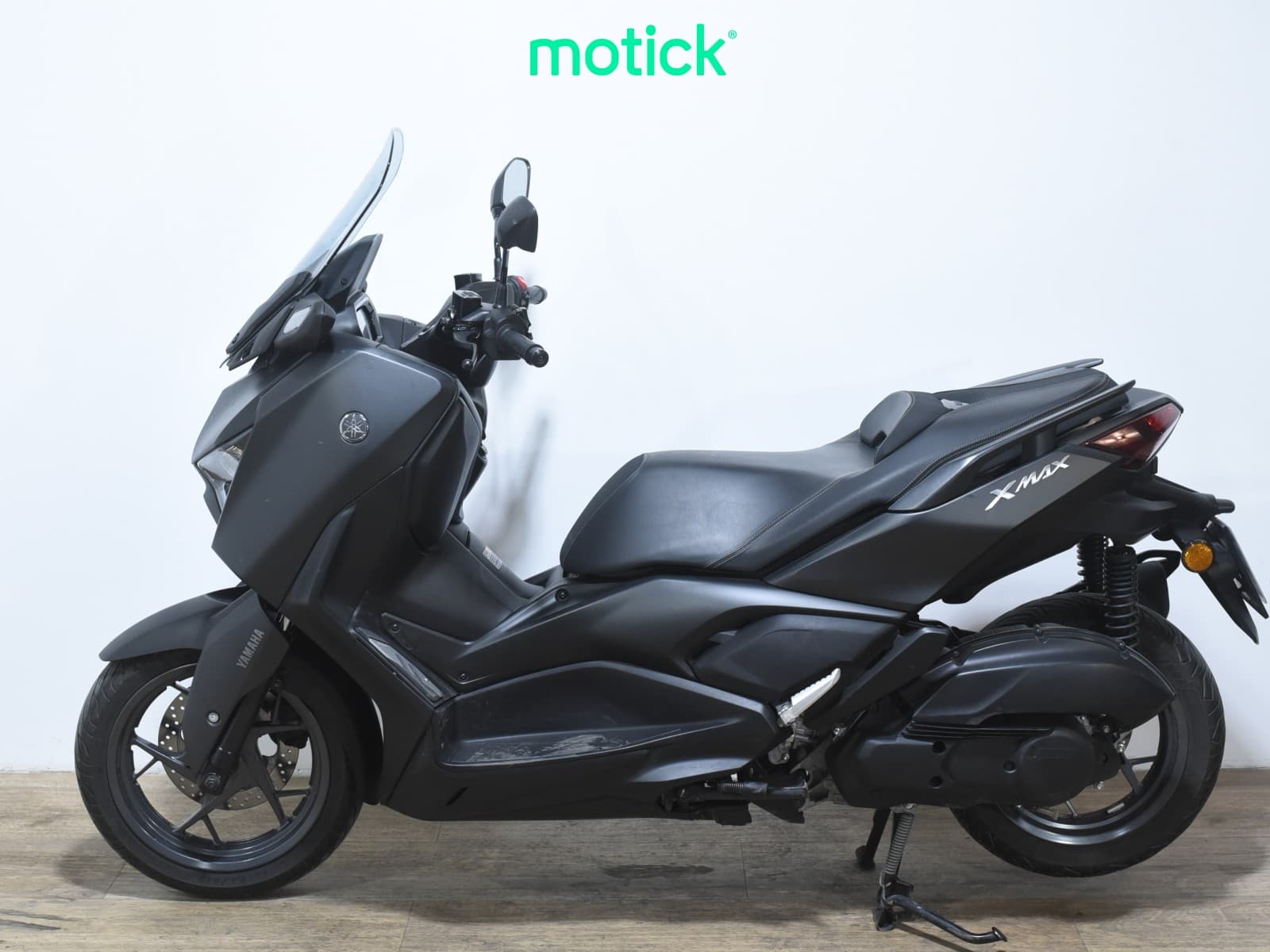 YAMAHA XMAX 125