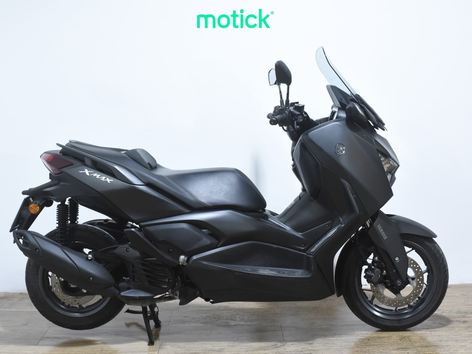 YAMAHA XMAX 125