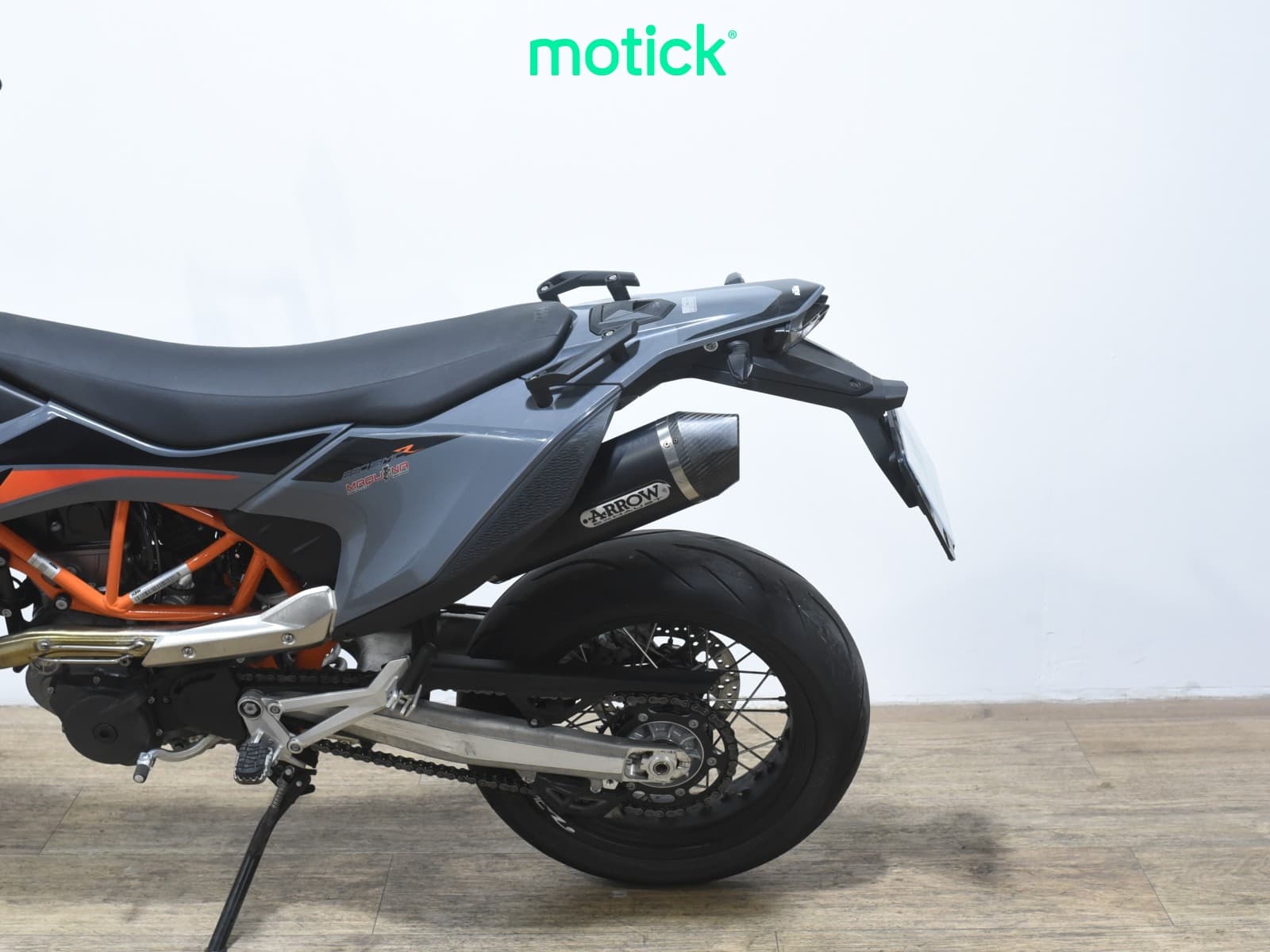KTM 690 SMC R ( ARROW HOMOLAGADO)