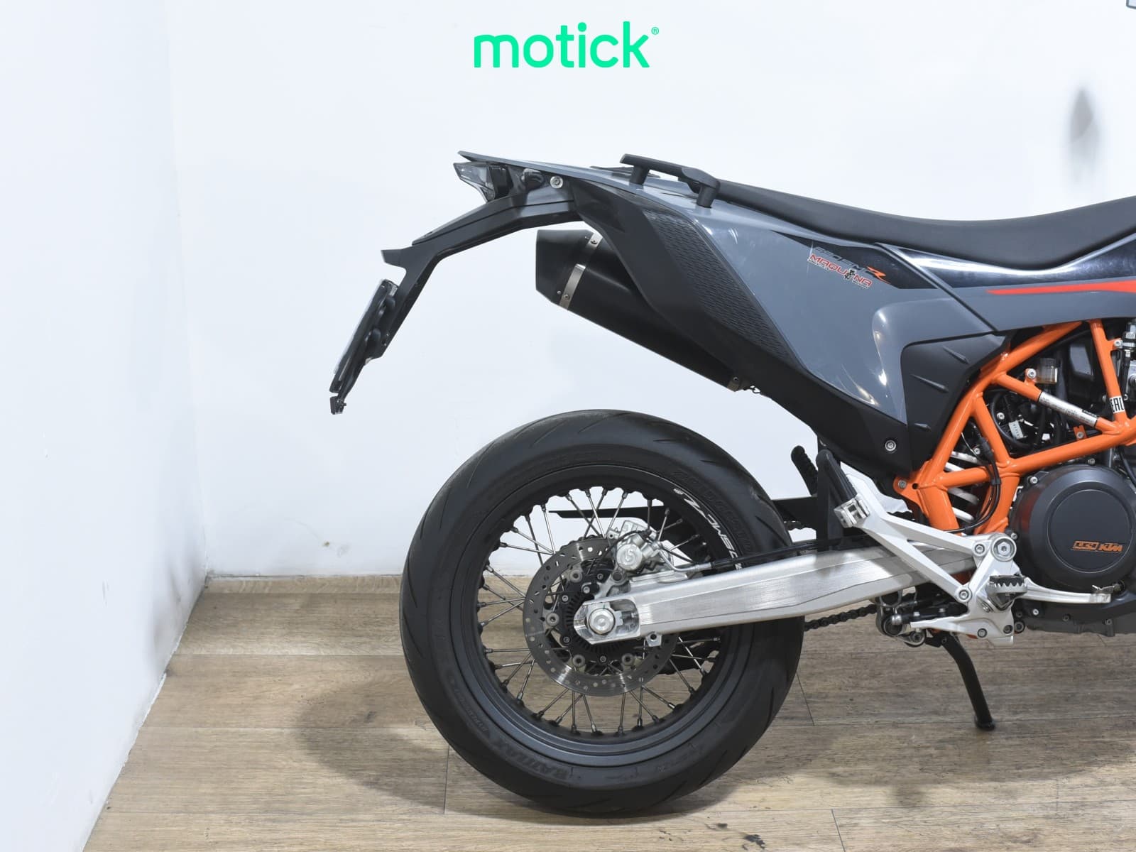 KTM 690 SMC R ( ARROW HOMOLAGADO)