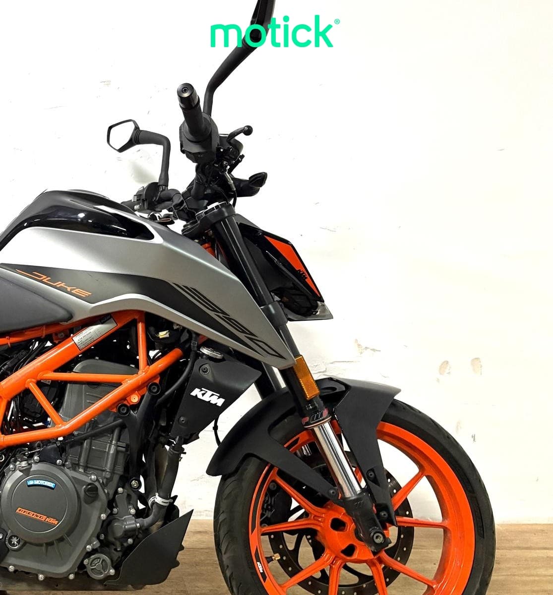 KTM DUKE 390
