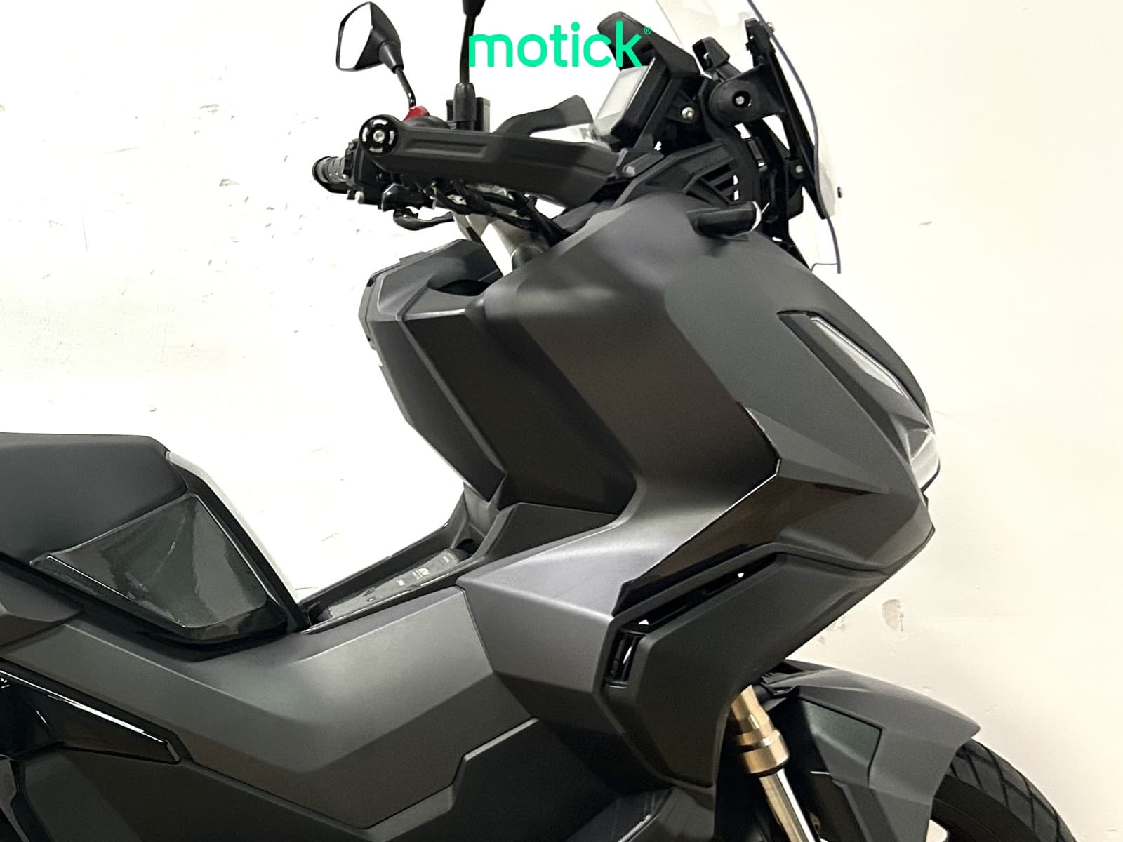 HONDA ADV 350 (TOP CASE)