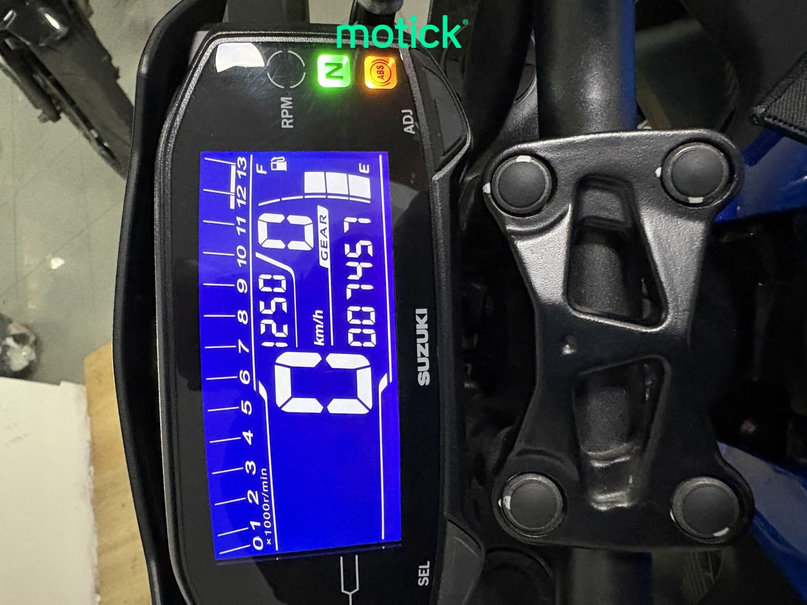 SUZUKI GSX S 125