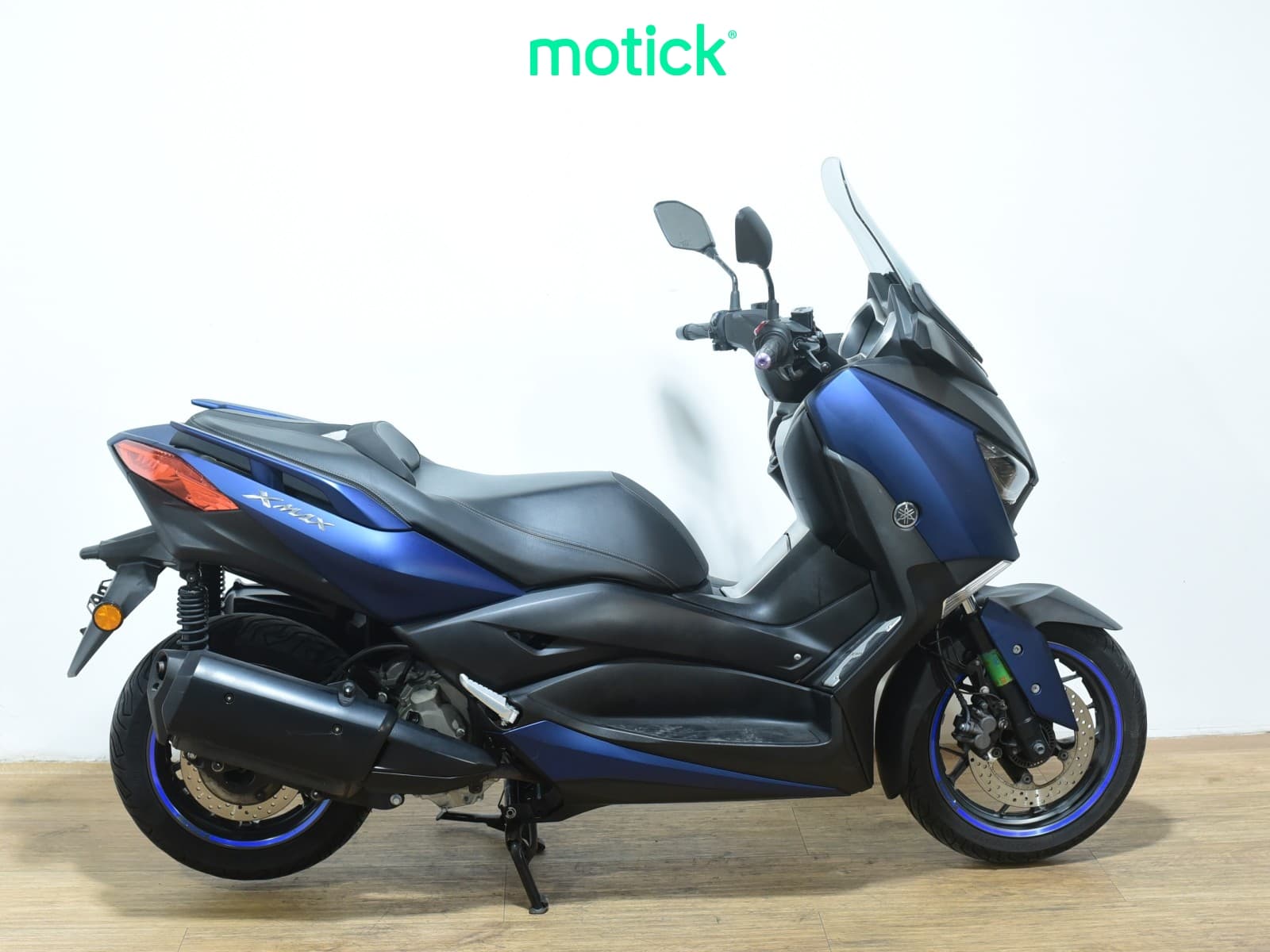YAMAHA XMAX 300